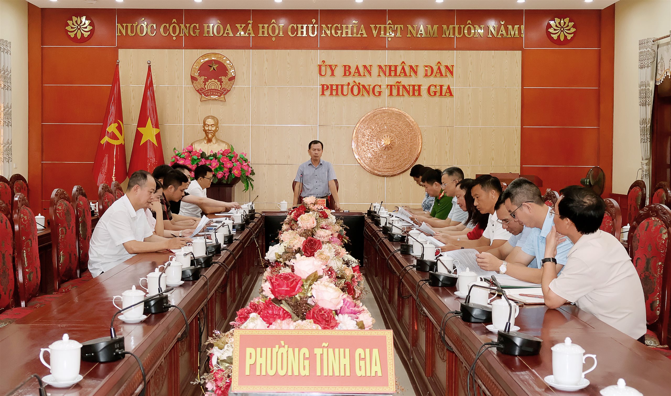 Phường Tĩnh Gia triển khai ra quân tổng vệ sinh môi trường khu vực bãi biển