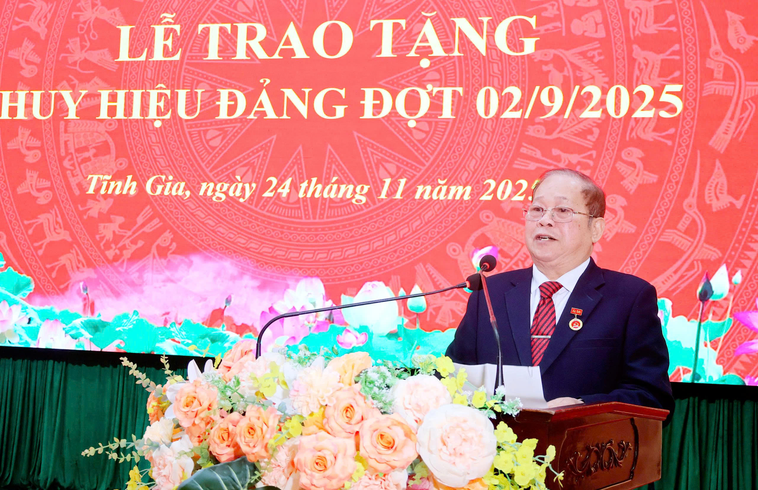 Anh-tin-bai
