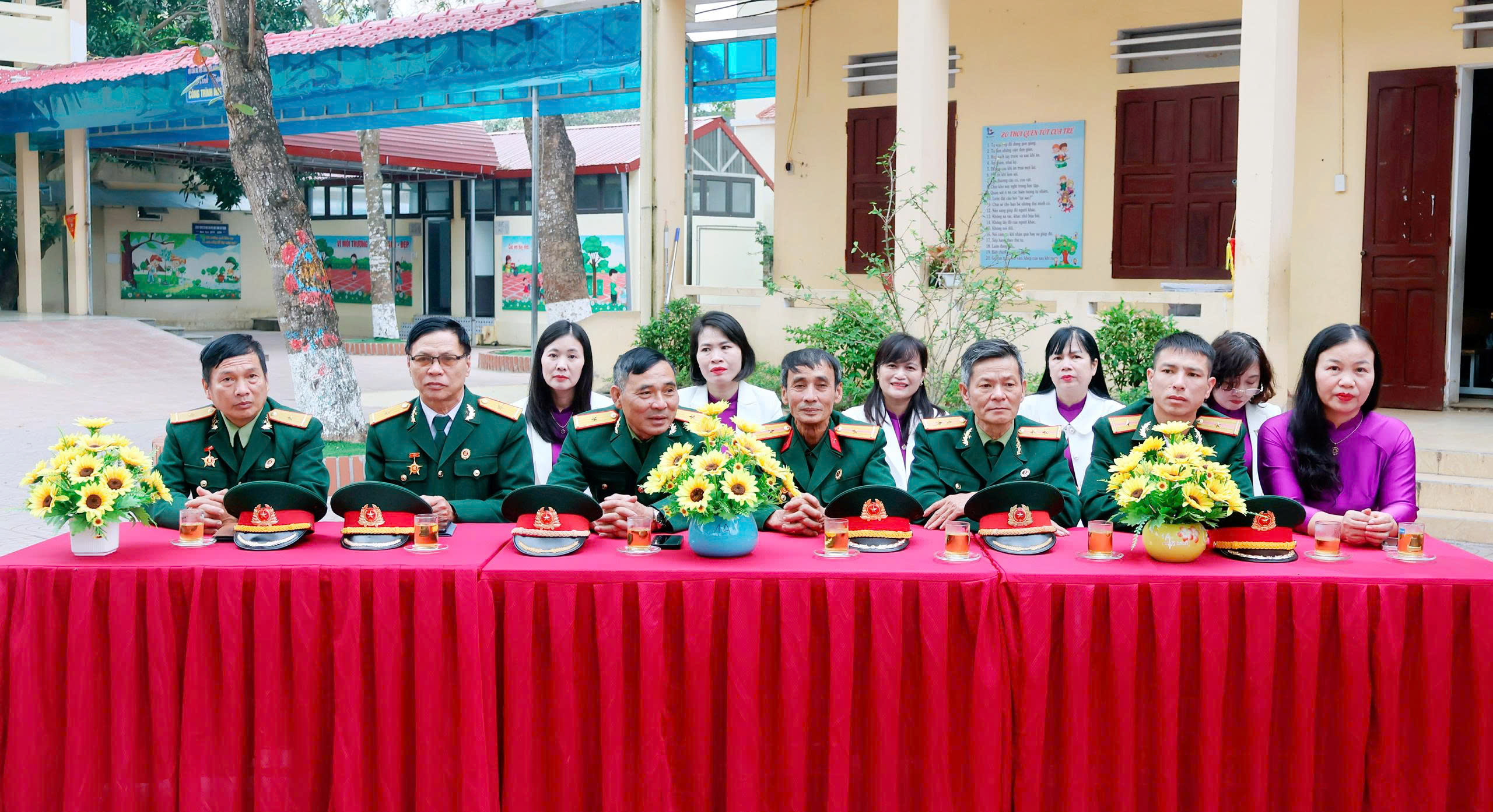 Anh-tin-bai