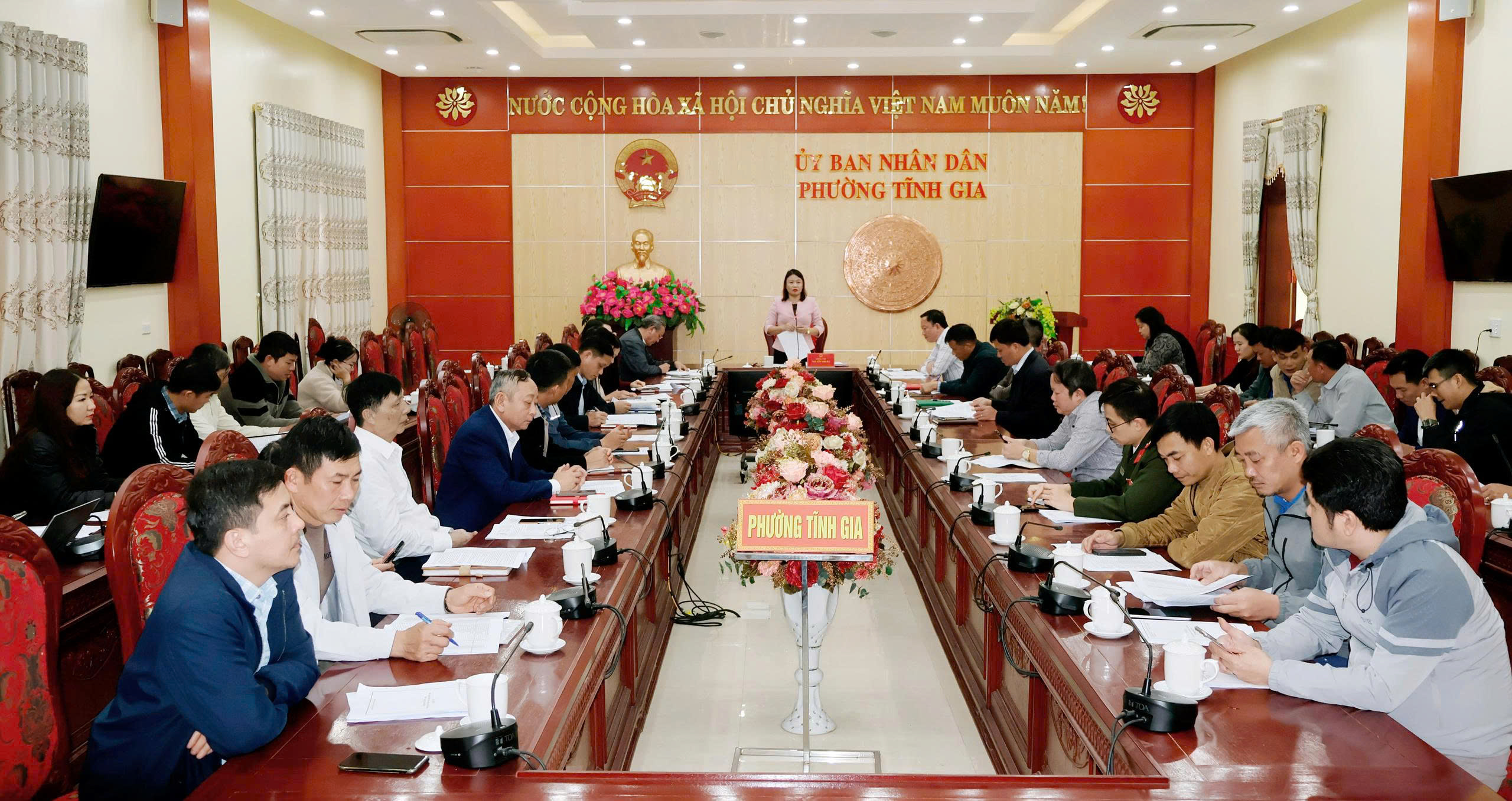 Anh-tin-bai