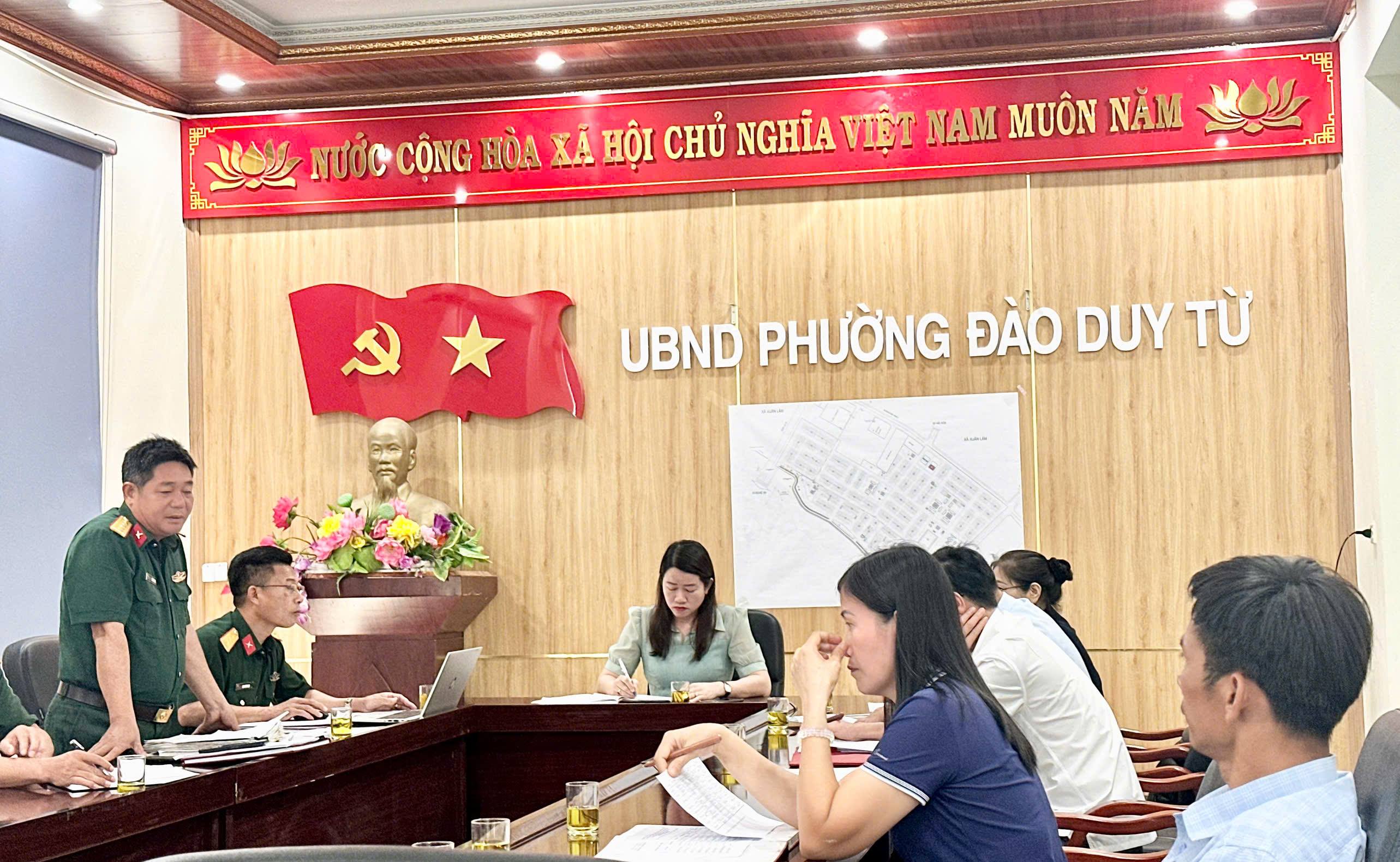 Hội đồng Chính sách phường Đào Duy Từ tổ chức hội nghị xét duyệt hồ sơ chính sách tồn đọng trên địa bàn phường. 