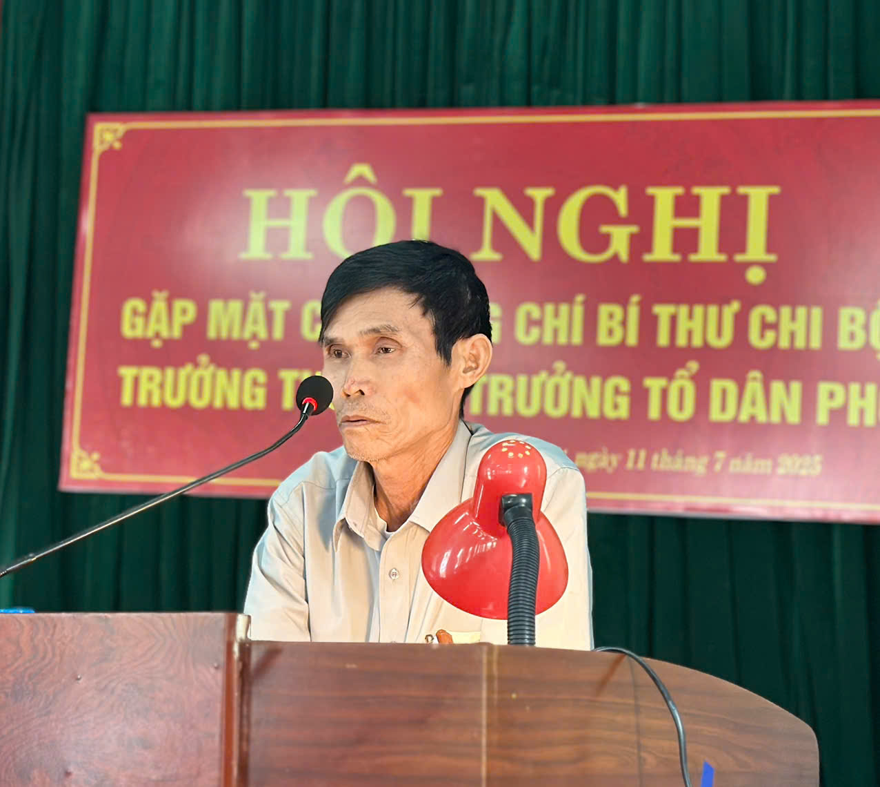 C:\Users\DAI DUONG\Downloads\z6795208820822_78a9c78f4a13c31c85a5777a39865a1a.jpg