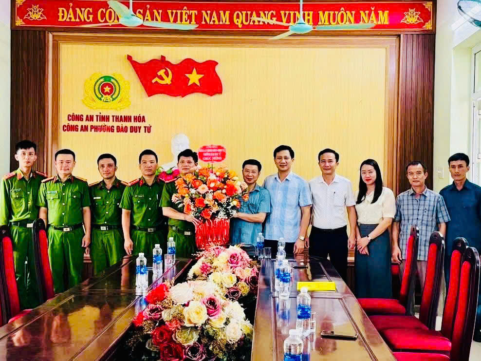 C:\Users\DAI DUONG\Downloads\z6804757200371_96583fb8d09bc75cdd9b557e79b19196.jpg