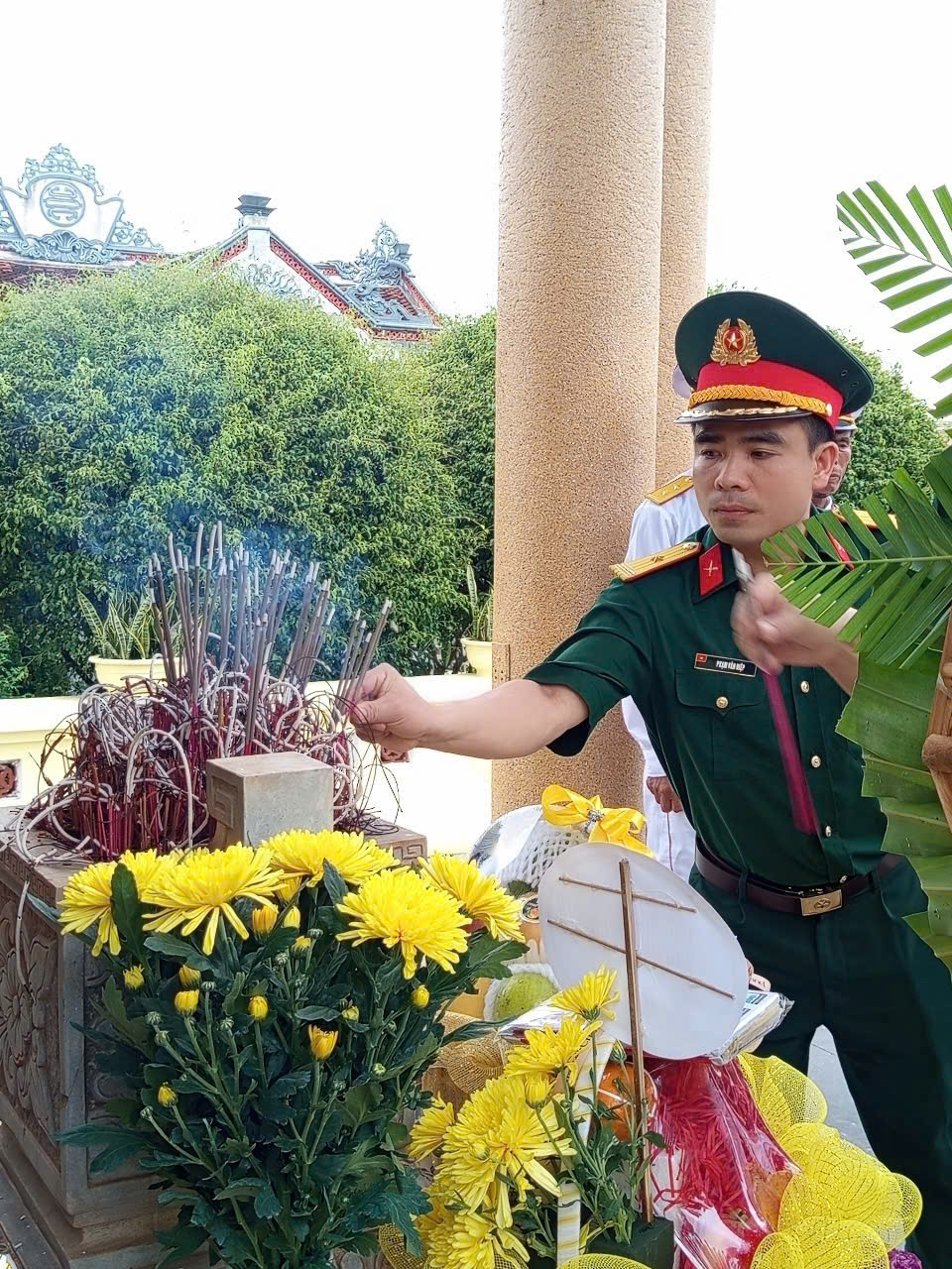 Anh-tin-bai