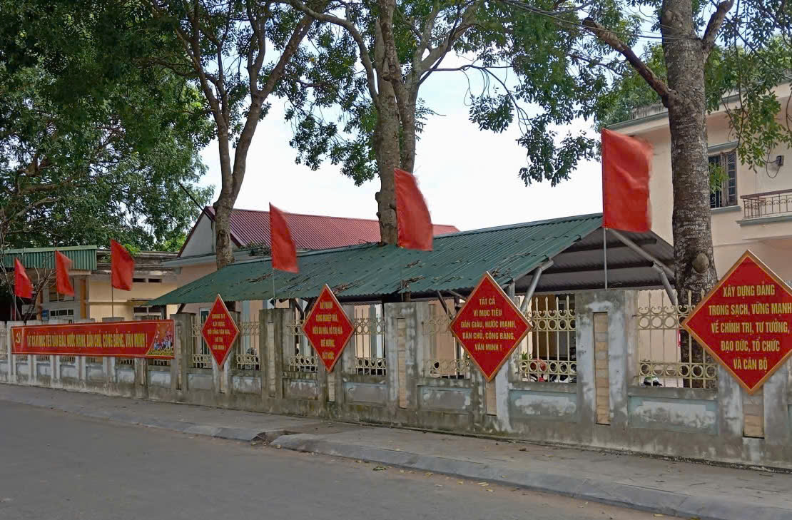 Anh-tin-bai