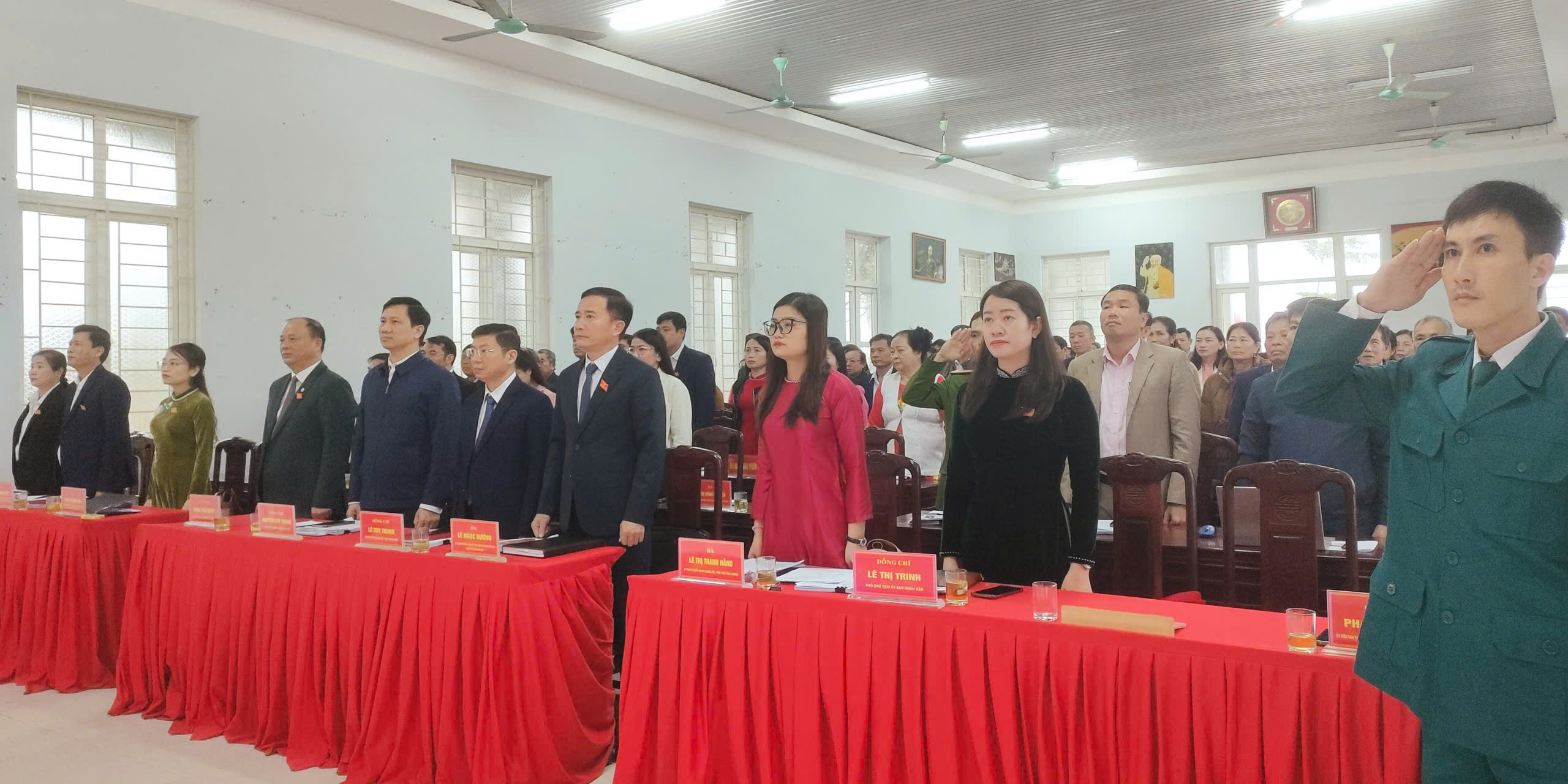 Hội đồng Nhân dân phường Đào Duy Từ khóa I, tổ chức kỳ họp thứ năm, nhiệm kỳ 2021 - 2026.