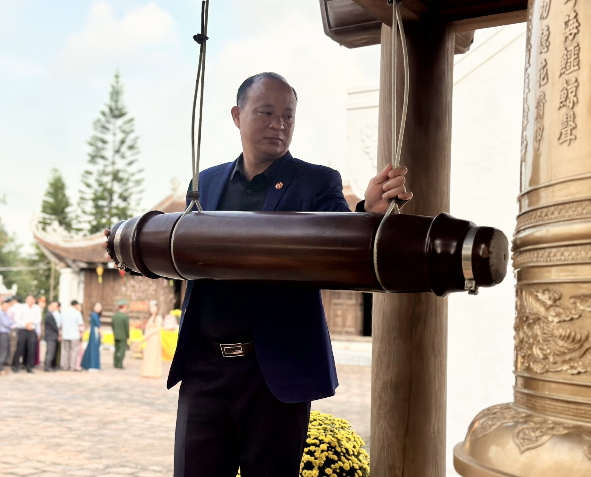Anh-tin-bai