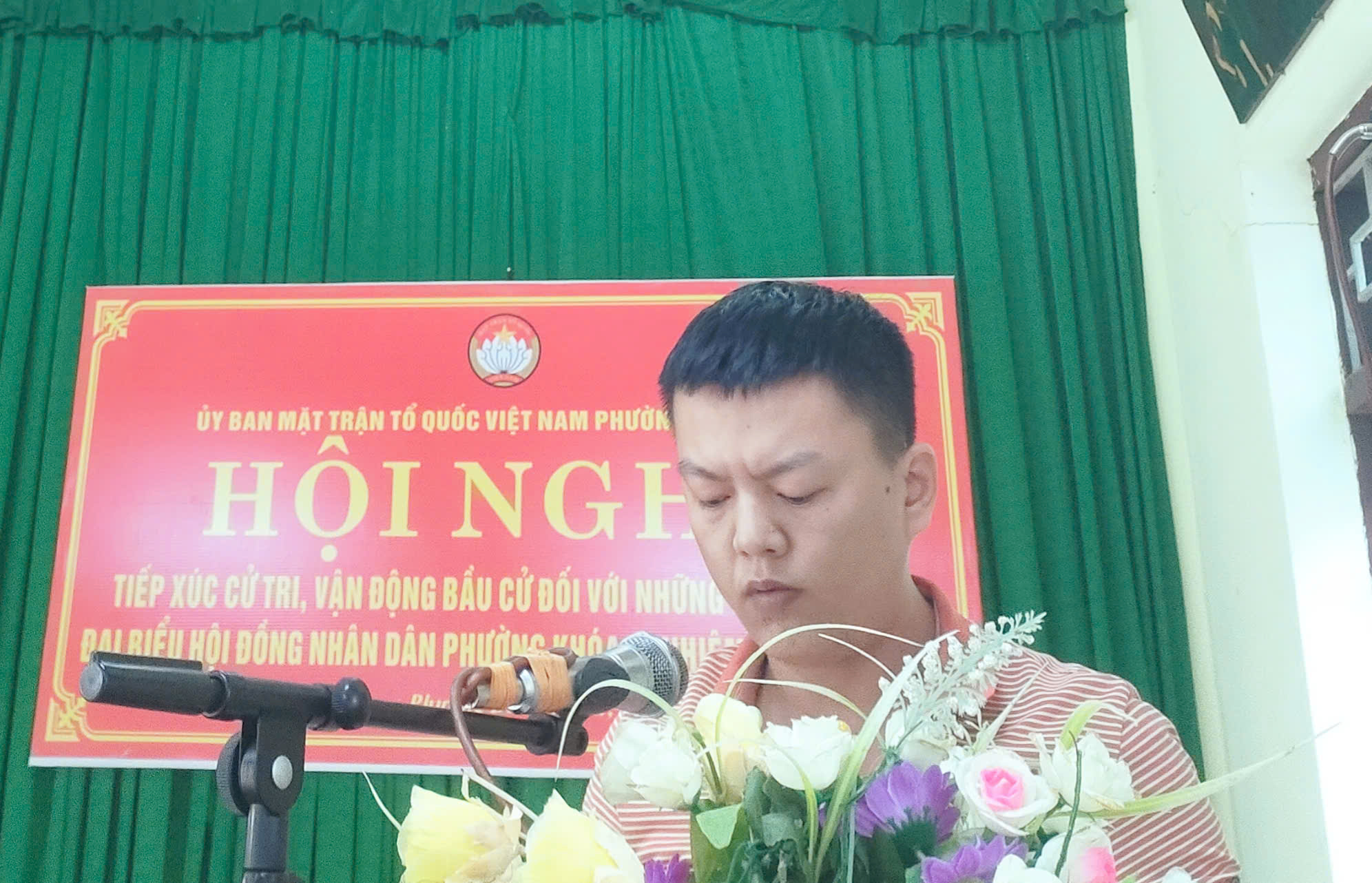 Anh-tin-bai