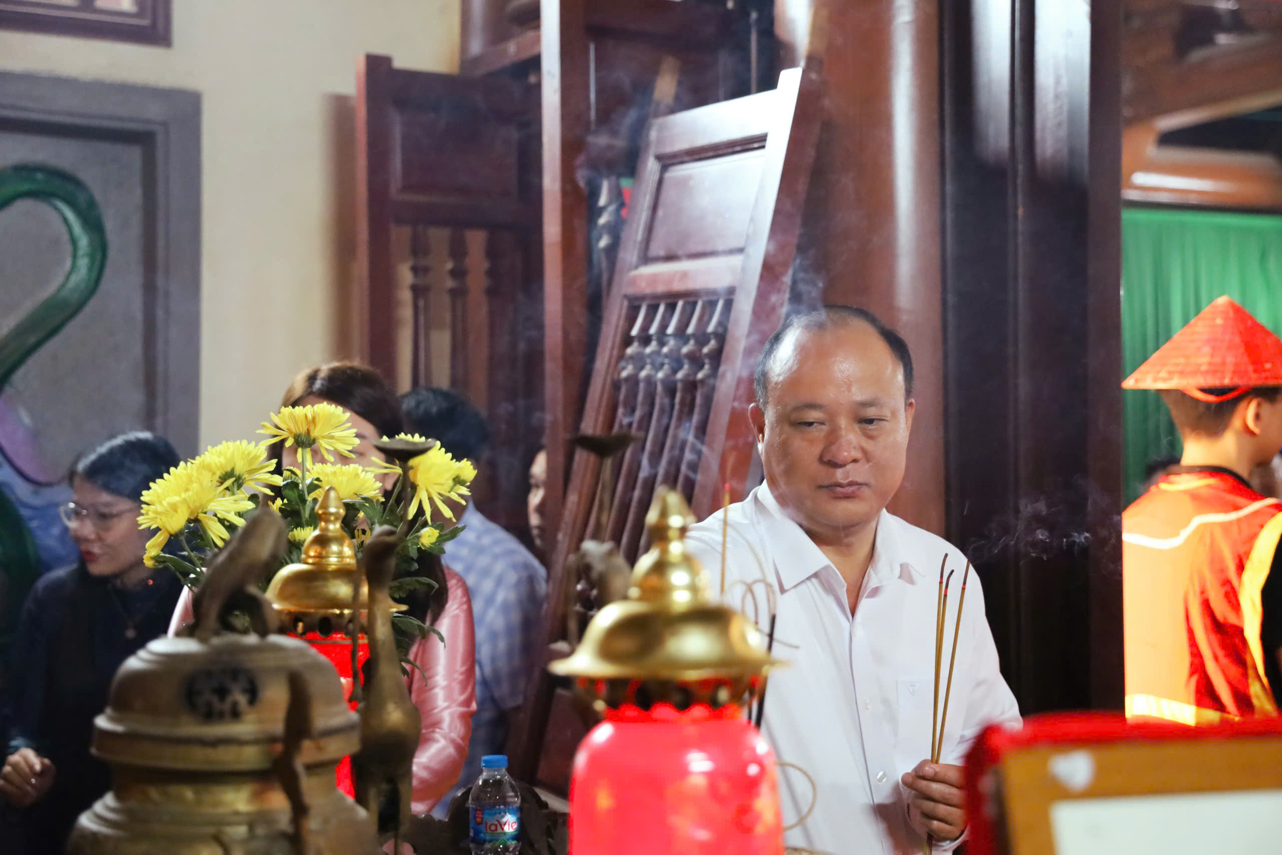 Anh-tin-bai