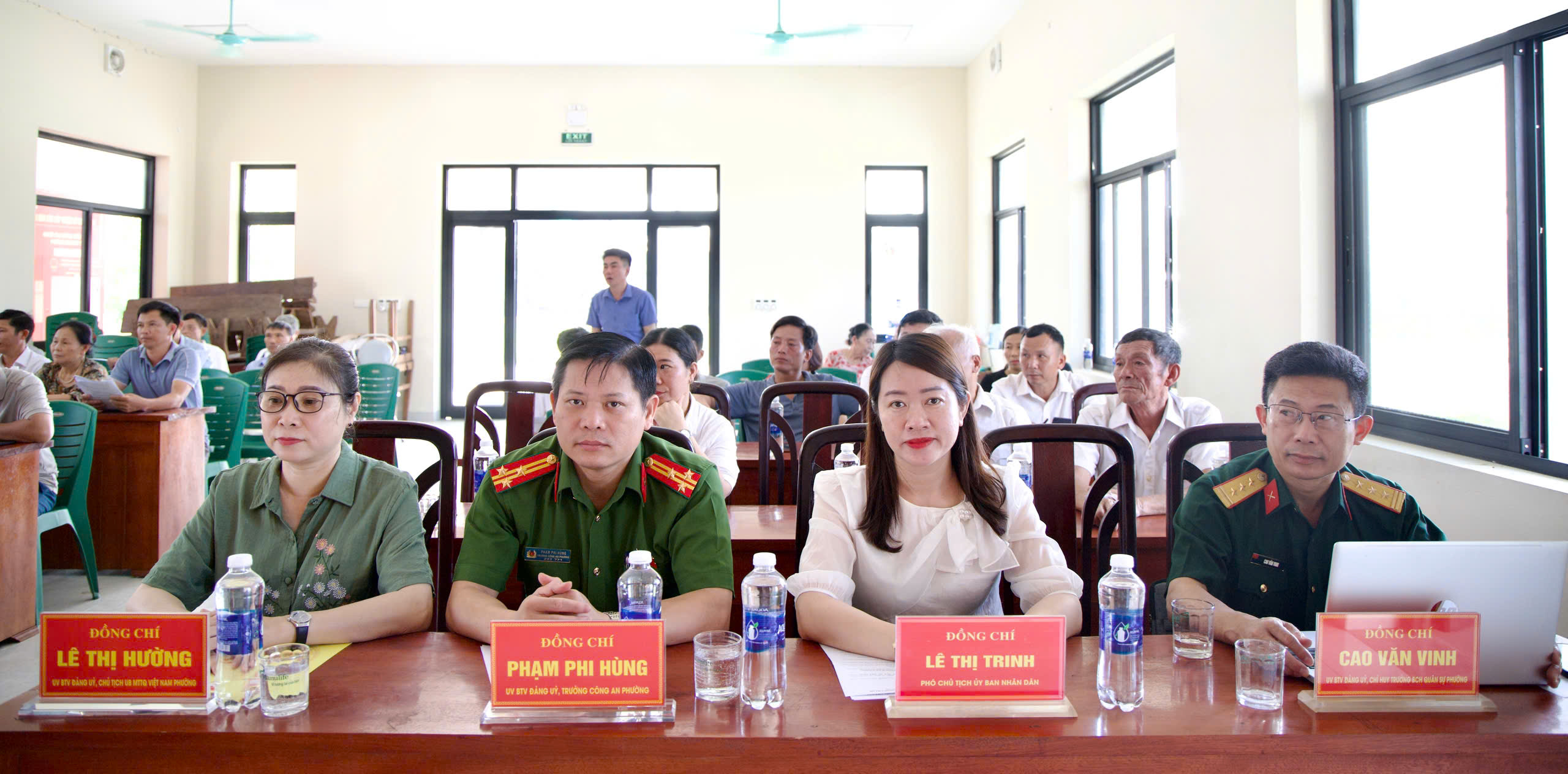 Anh-tin-bai