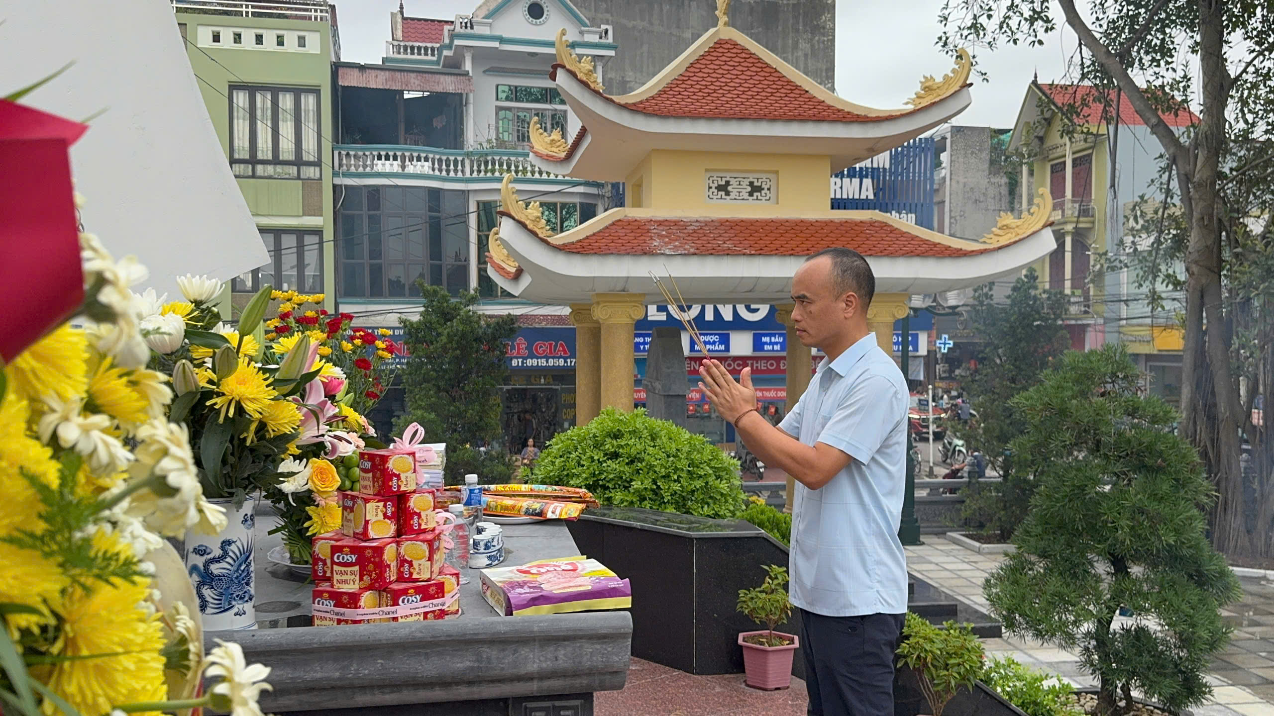 Anh-tin-bai