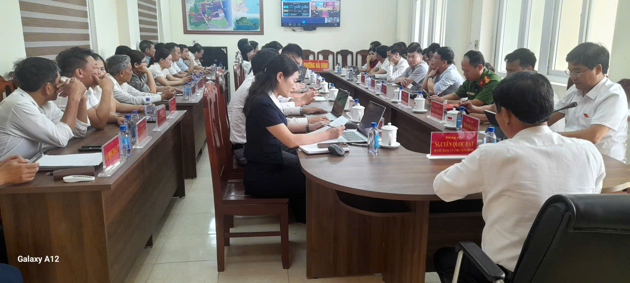 Phường Hải Bình tham gia Hội nghị Ban Chấp hành Đảng bộ tỉnh lần thứ lần thứ V, đánh giá tình hình thực hiện nhiệm vụ phát triển kinh tế - xã hội, bảo đảm quốc phòng – an ninh, công tác xây dựng Đảng và hệ thống chính trị quý I; nhiệm vụ trọng tâm công tác quý II năm 2026.