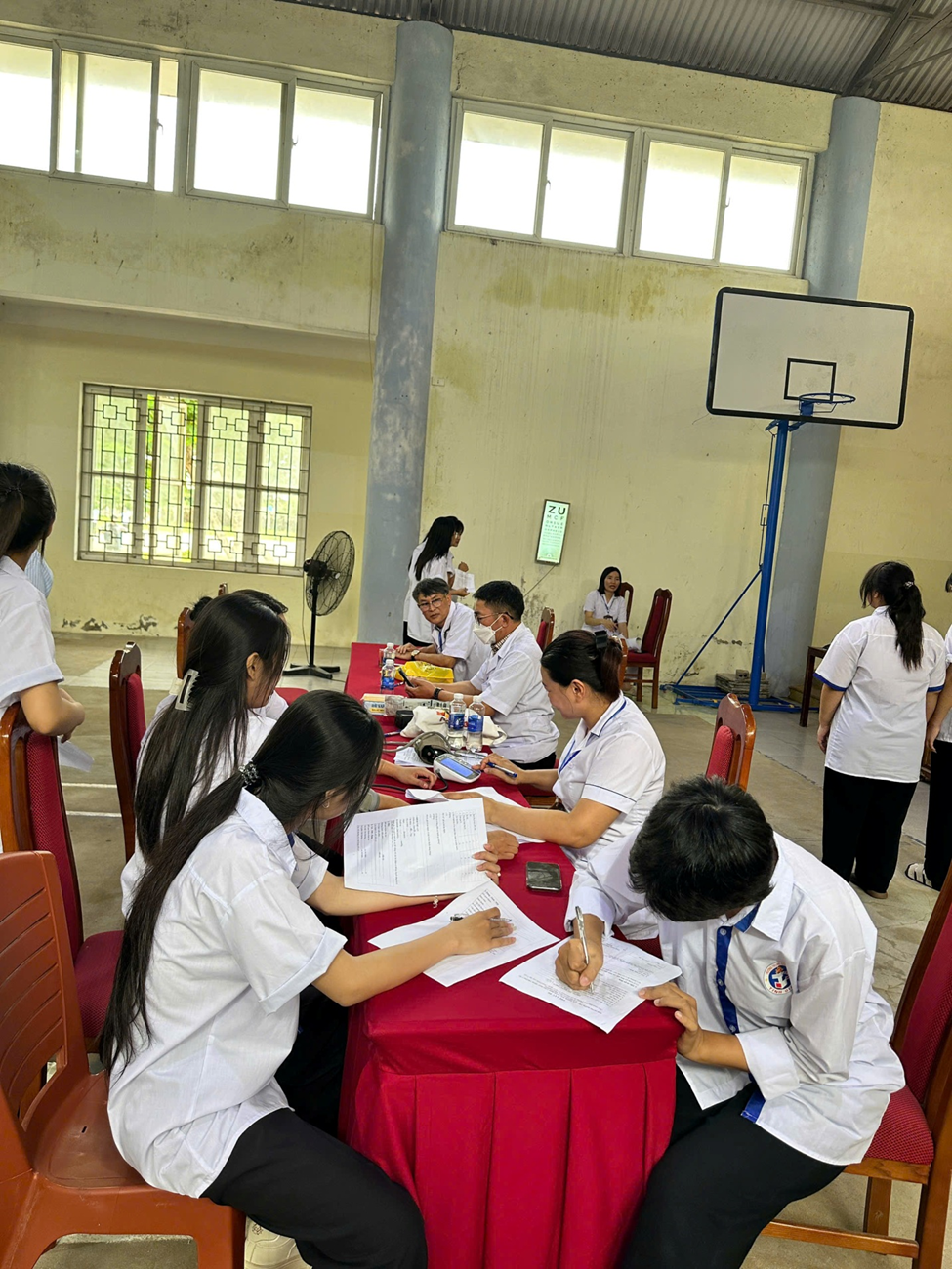 PHƯỜNG HẢI BÌNH TRIỂN KHAI KIỂM TRA SỨC KHỎE ĐẦU NĂM HỌC CHO TRẺ EM, HỌC SINH