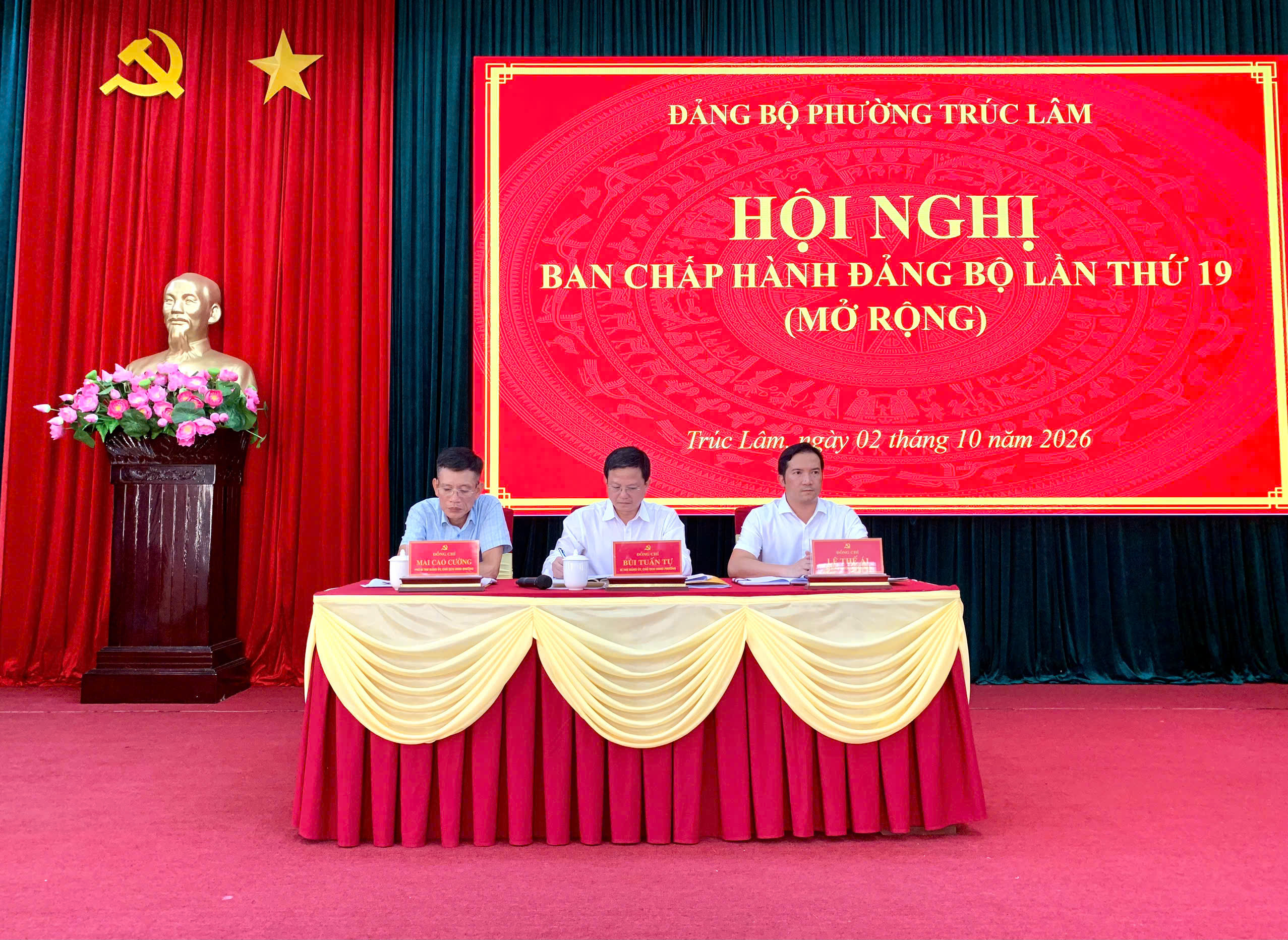 Anh-tin-bai