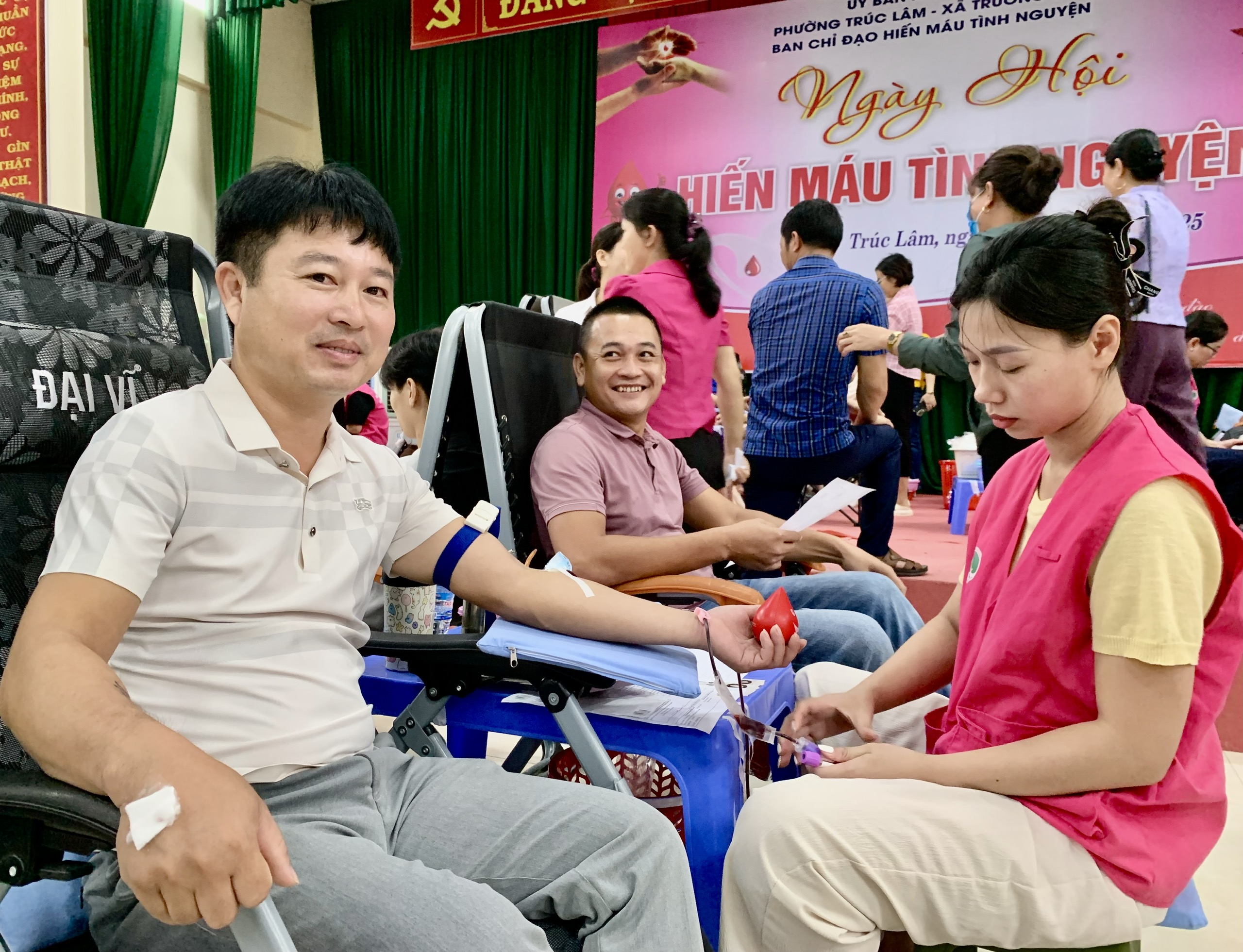 Anh-tin-bai