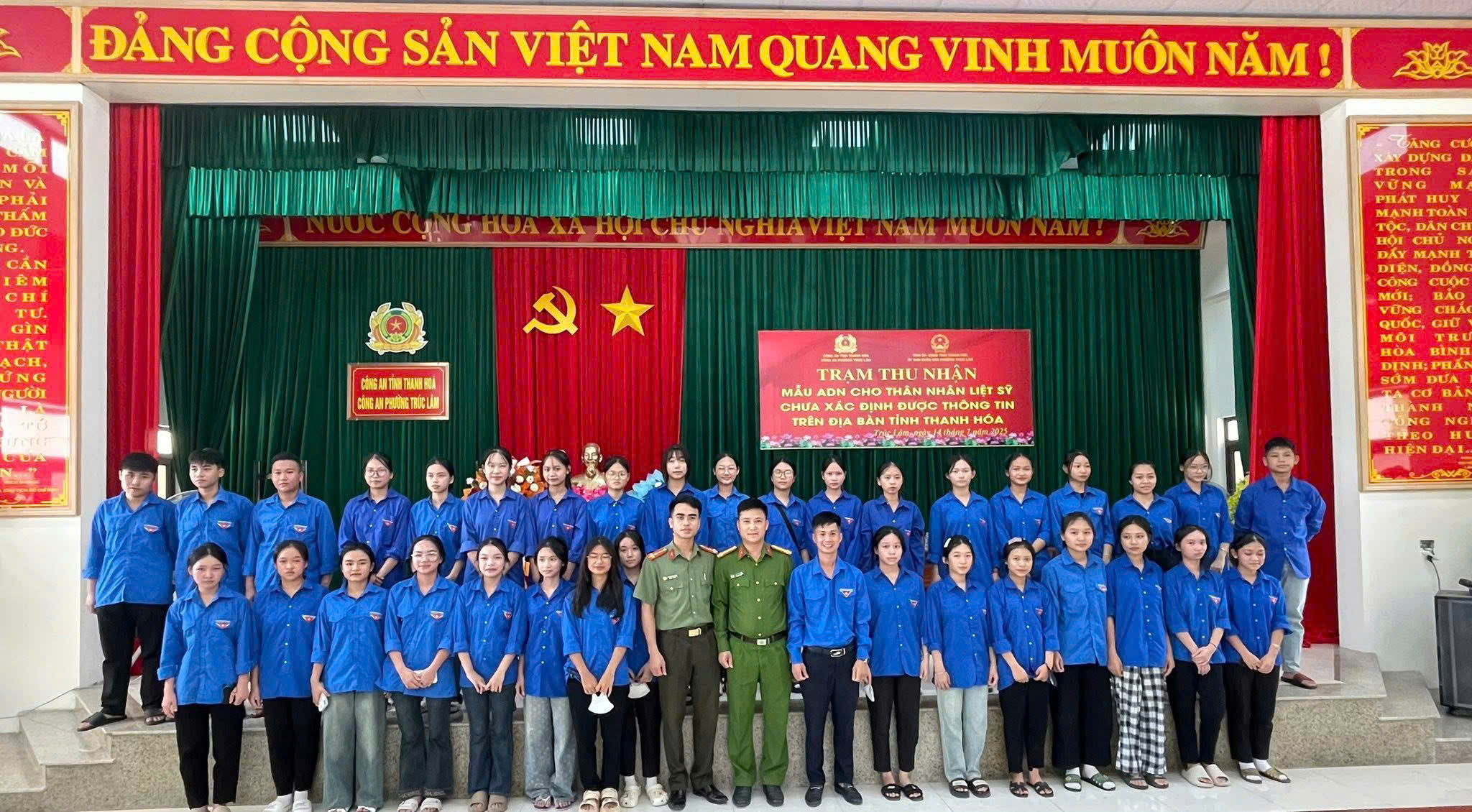 CÔNG AN PHƯỜNG TRÚC LÂM PHỐI HỢP TỔ CHỨC THU NHẬN MẪU ADN CHO THÂN NHÂN LIỆT SĨ CHƯA XÁC ĐỊNH ĐƯỢC DANH TÍNH TRÊN ĐỊA BÀN PHƯỜNG