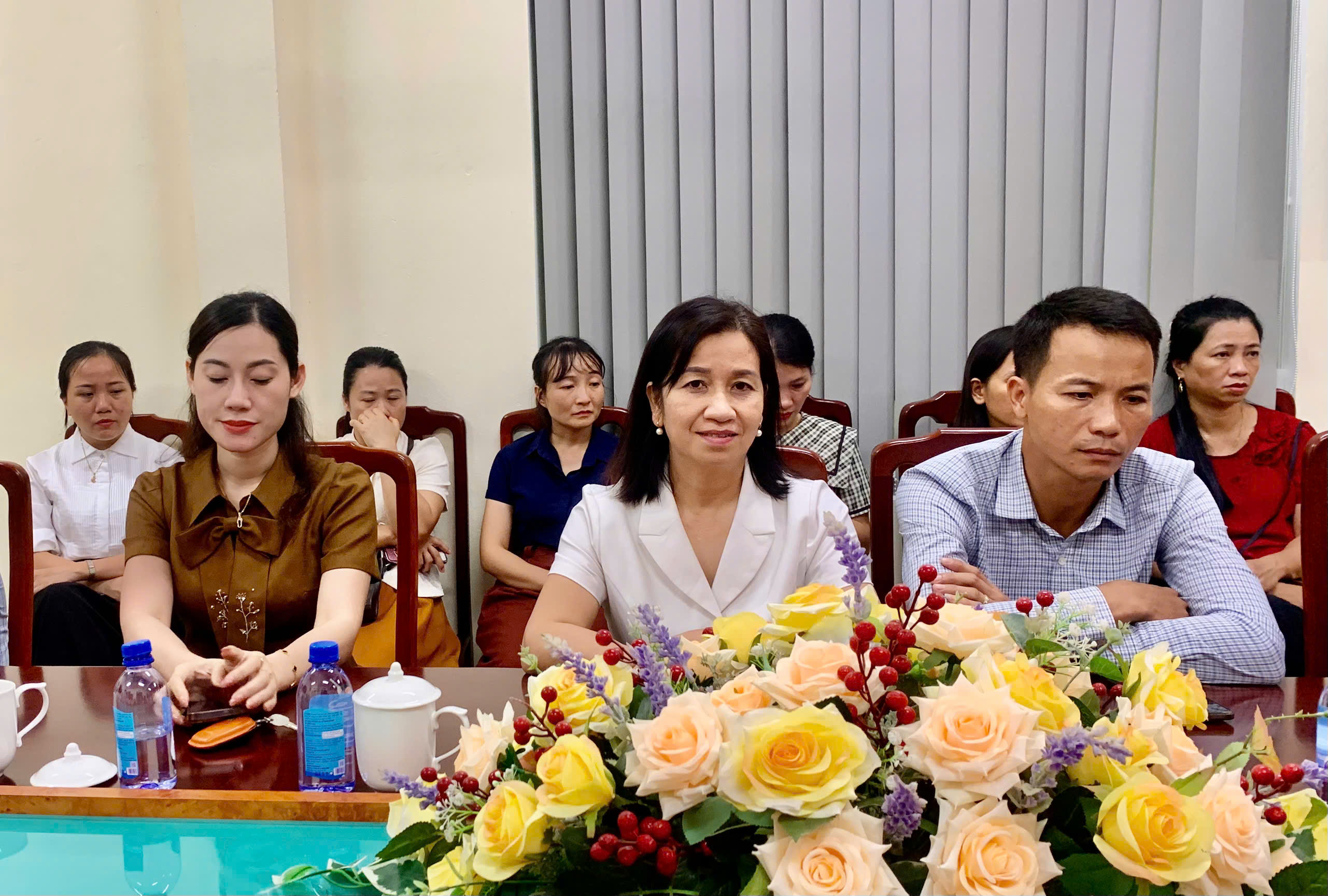 Anh-tin-bai