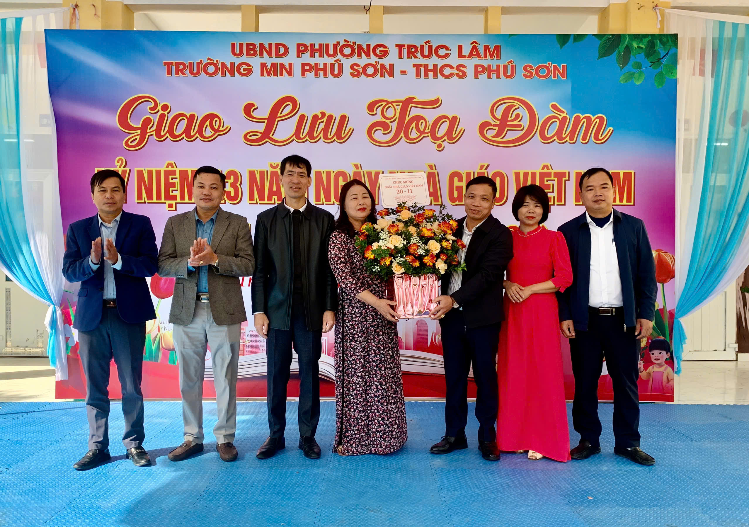 Anh-tin-bai