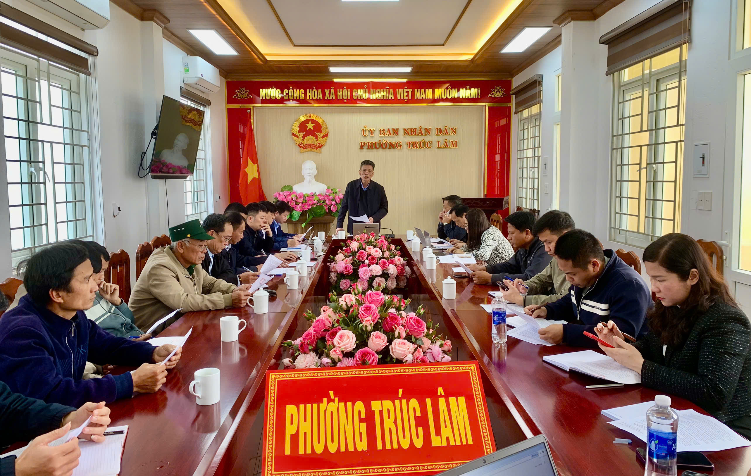 Anh-tin-bai