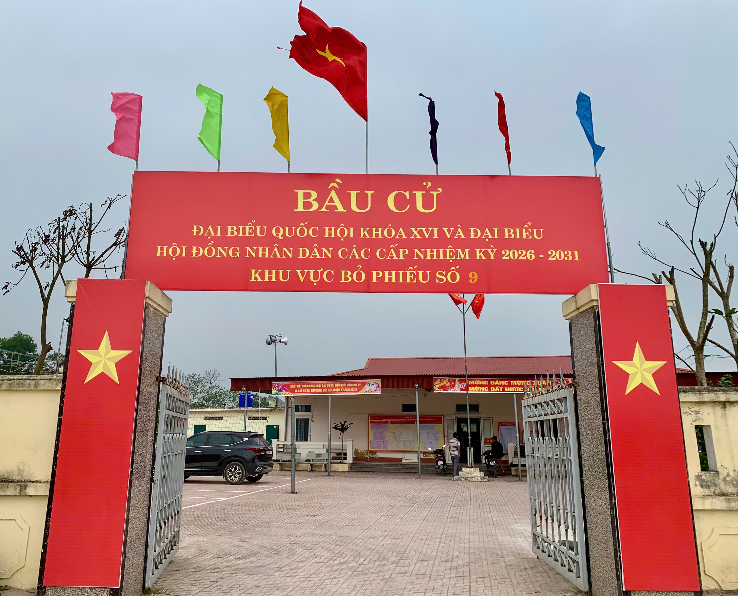 Anh-tin-bai