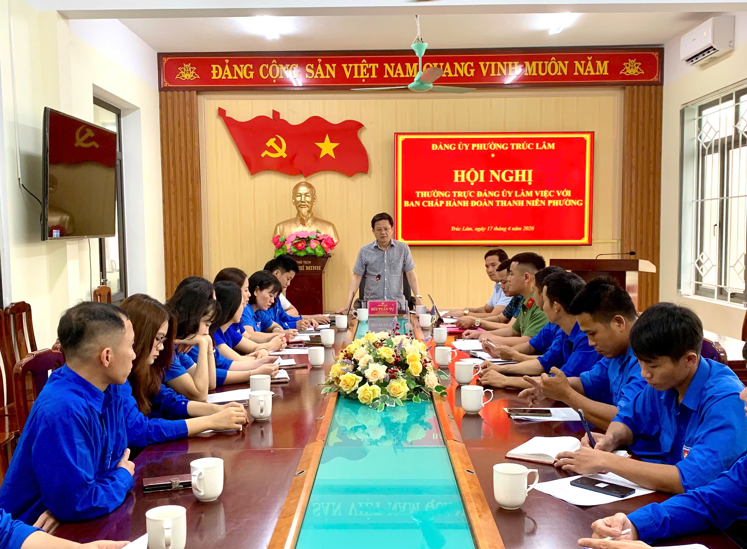 Anh-tin-bai