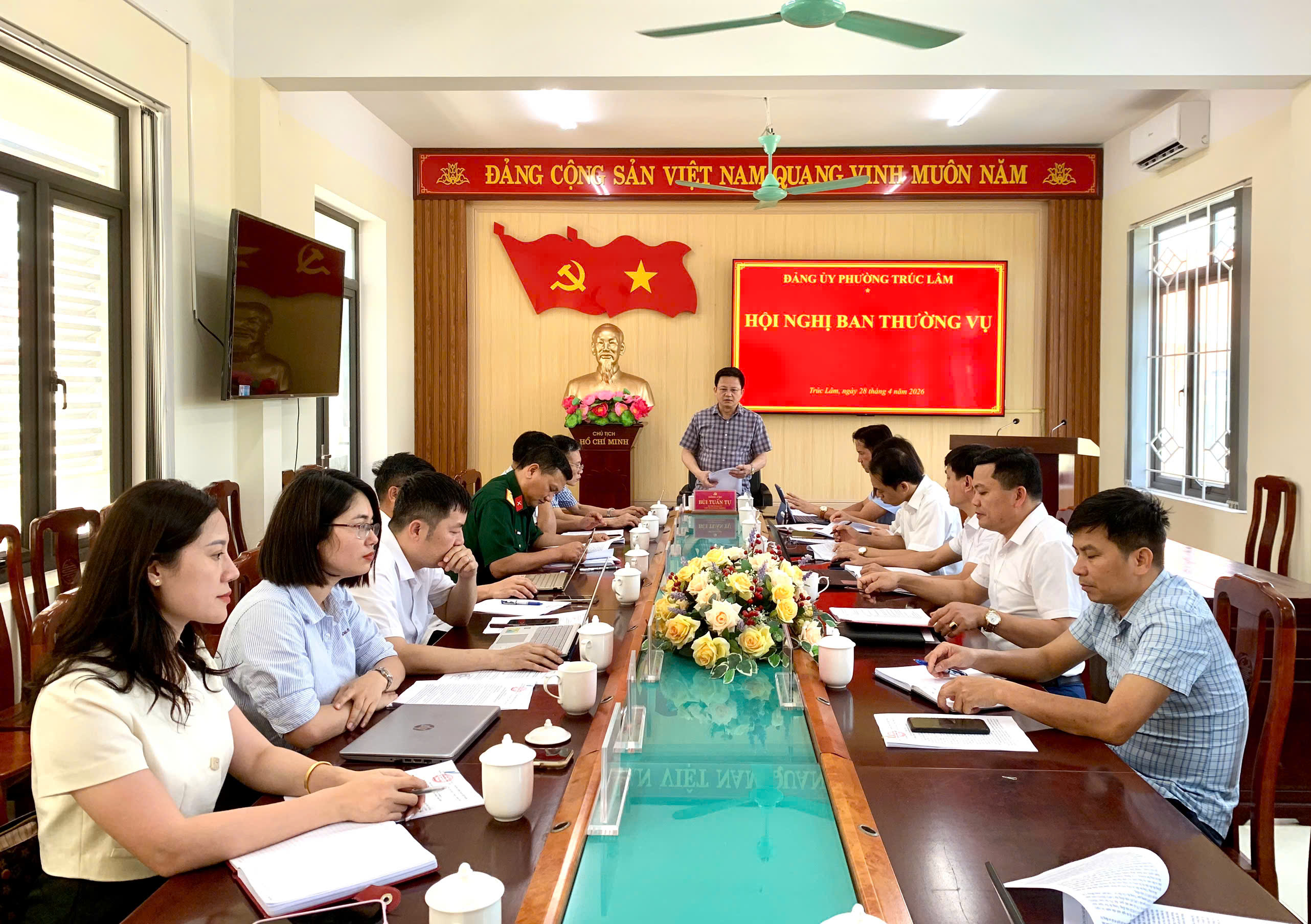 Anh-tin-bai