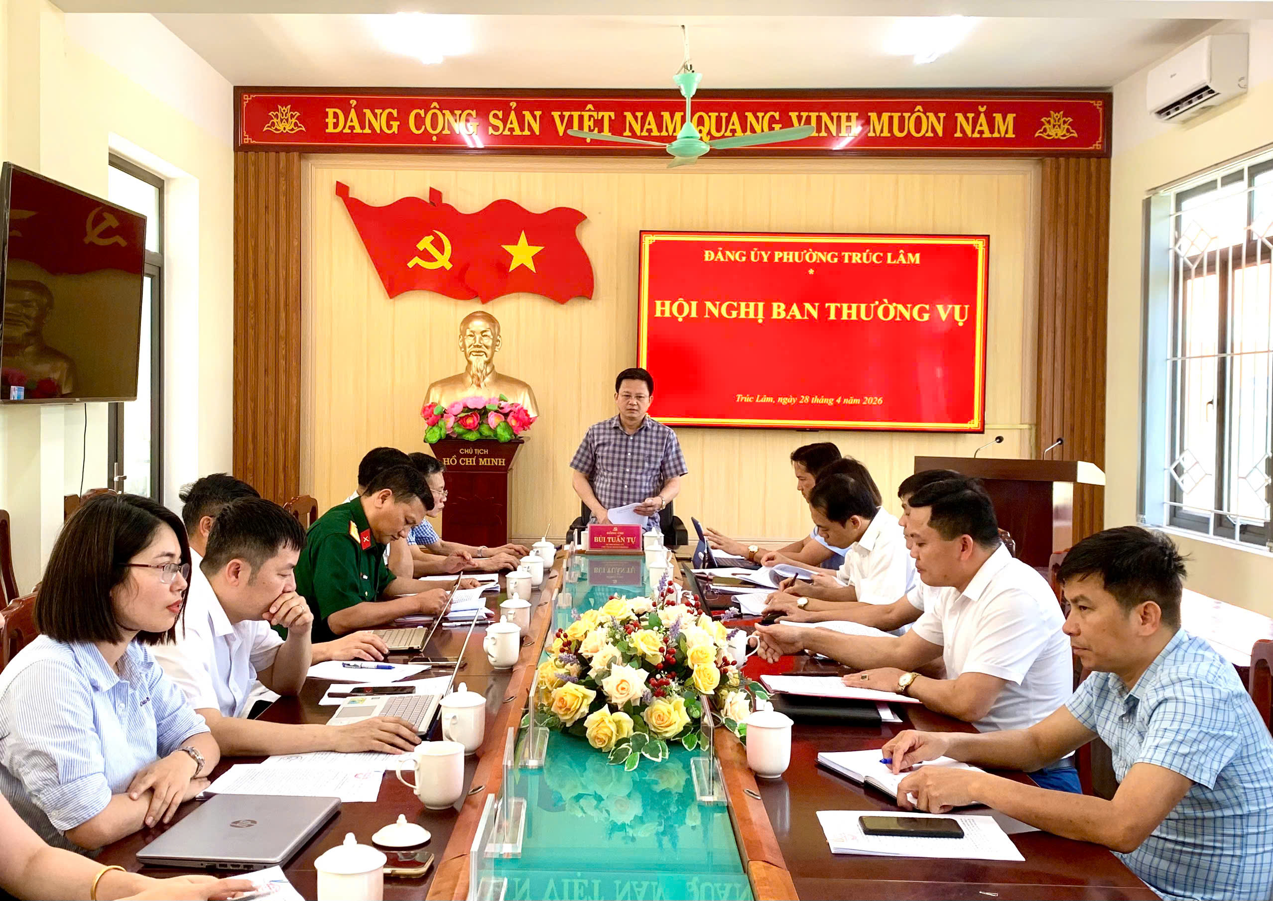 Anh-tin-bai