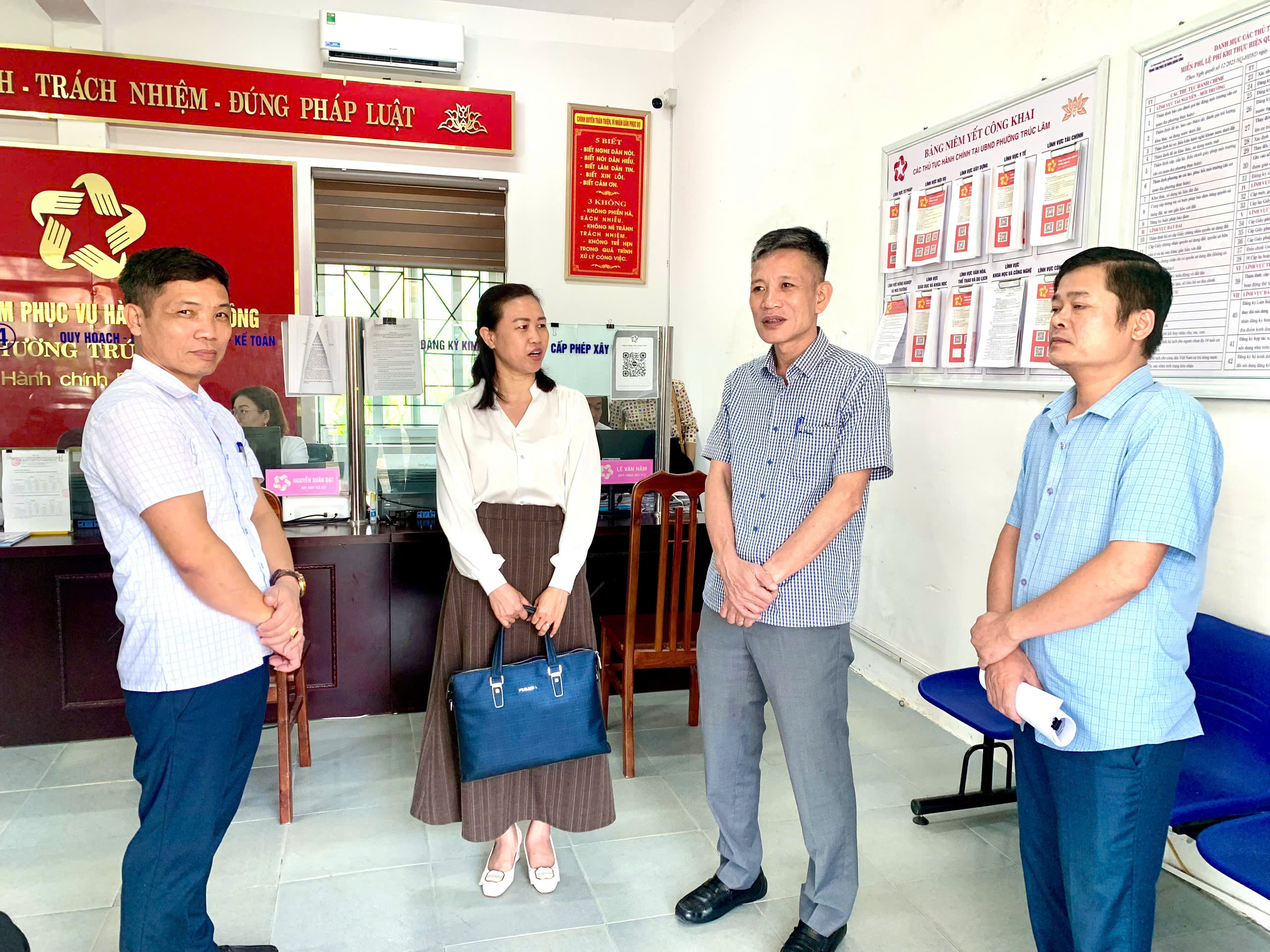 Đẩy mạnh cải cách hành chính, nâng cao chất lượng phục vụ Nhân dân