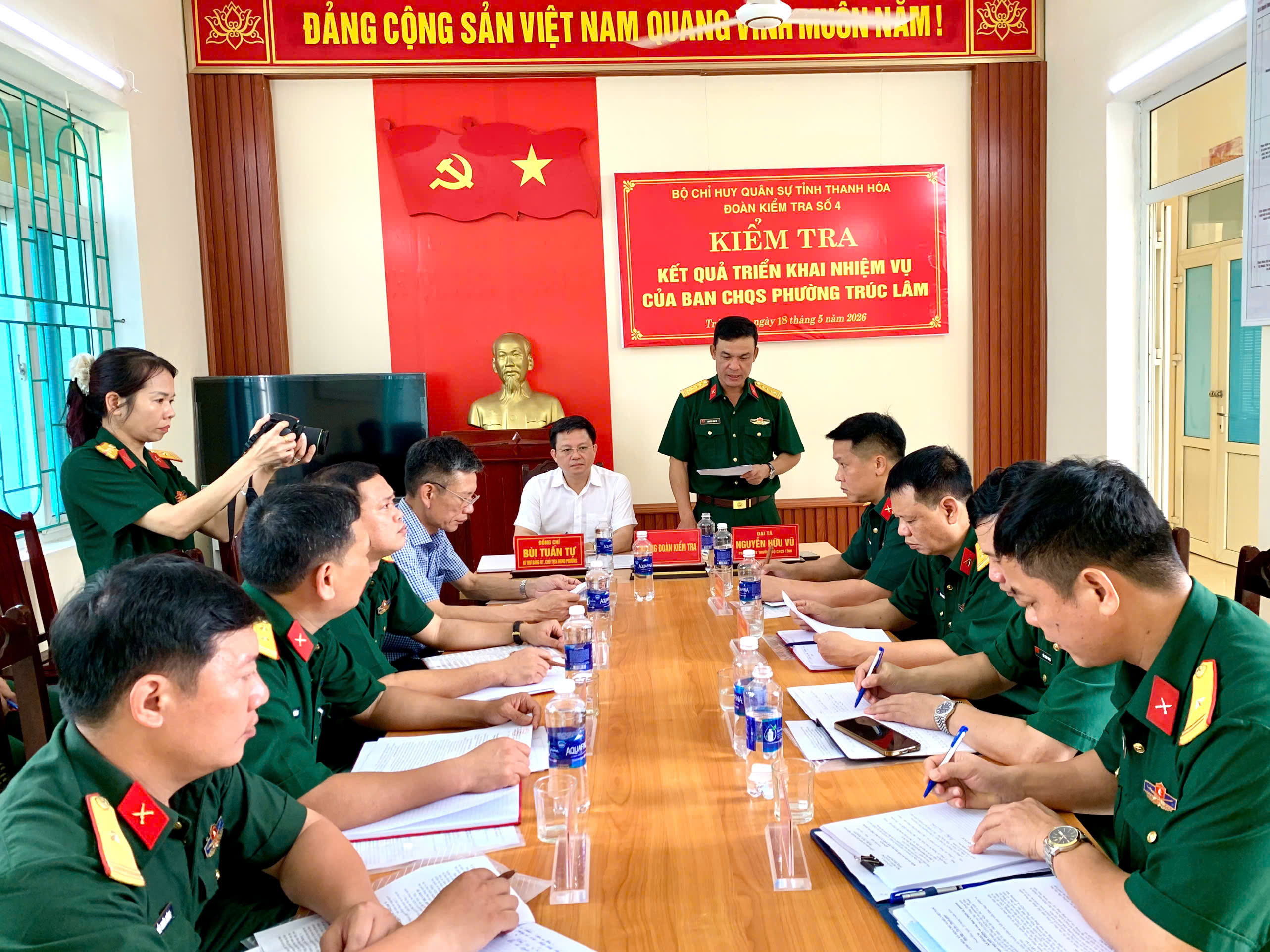 Anh-tin-bai