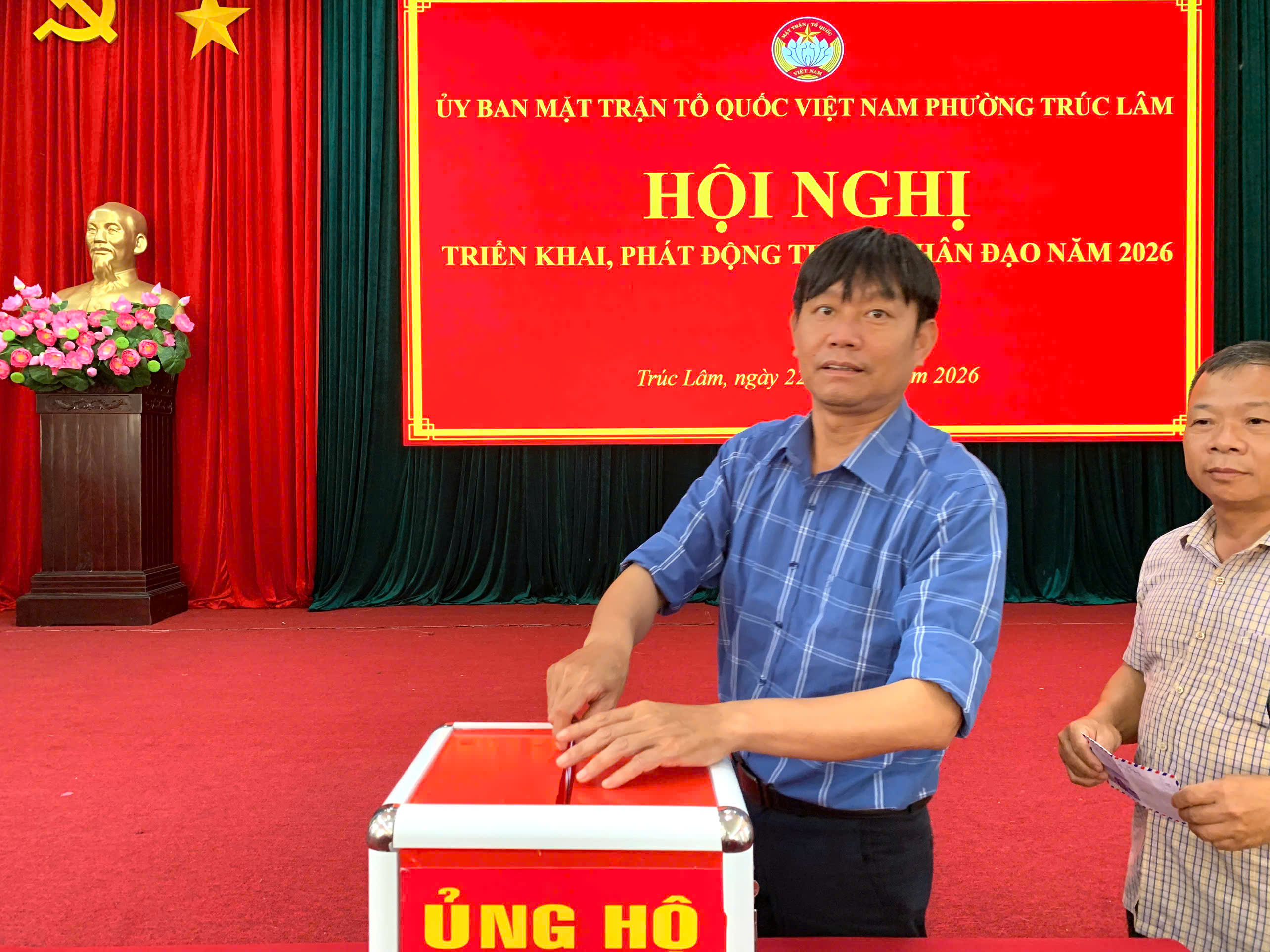 Anh-tin-bai