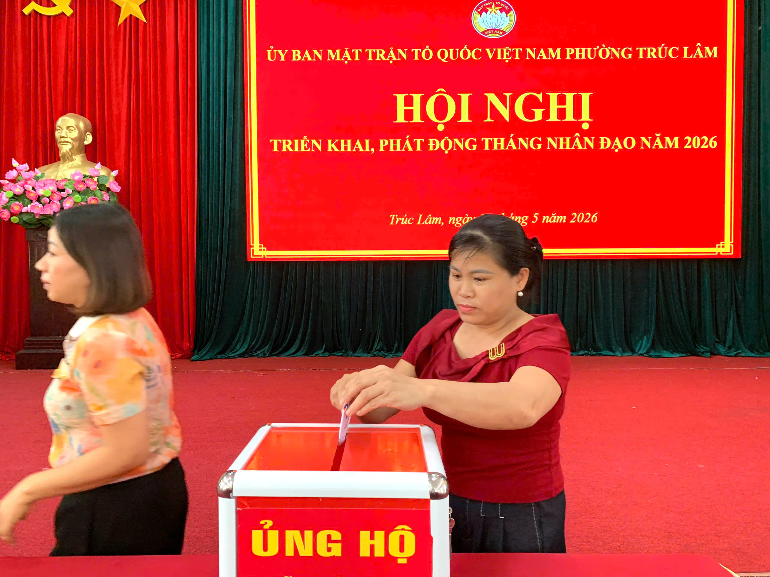 Anh-tin-bai