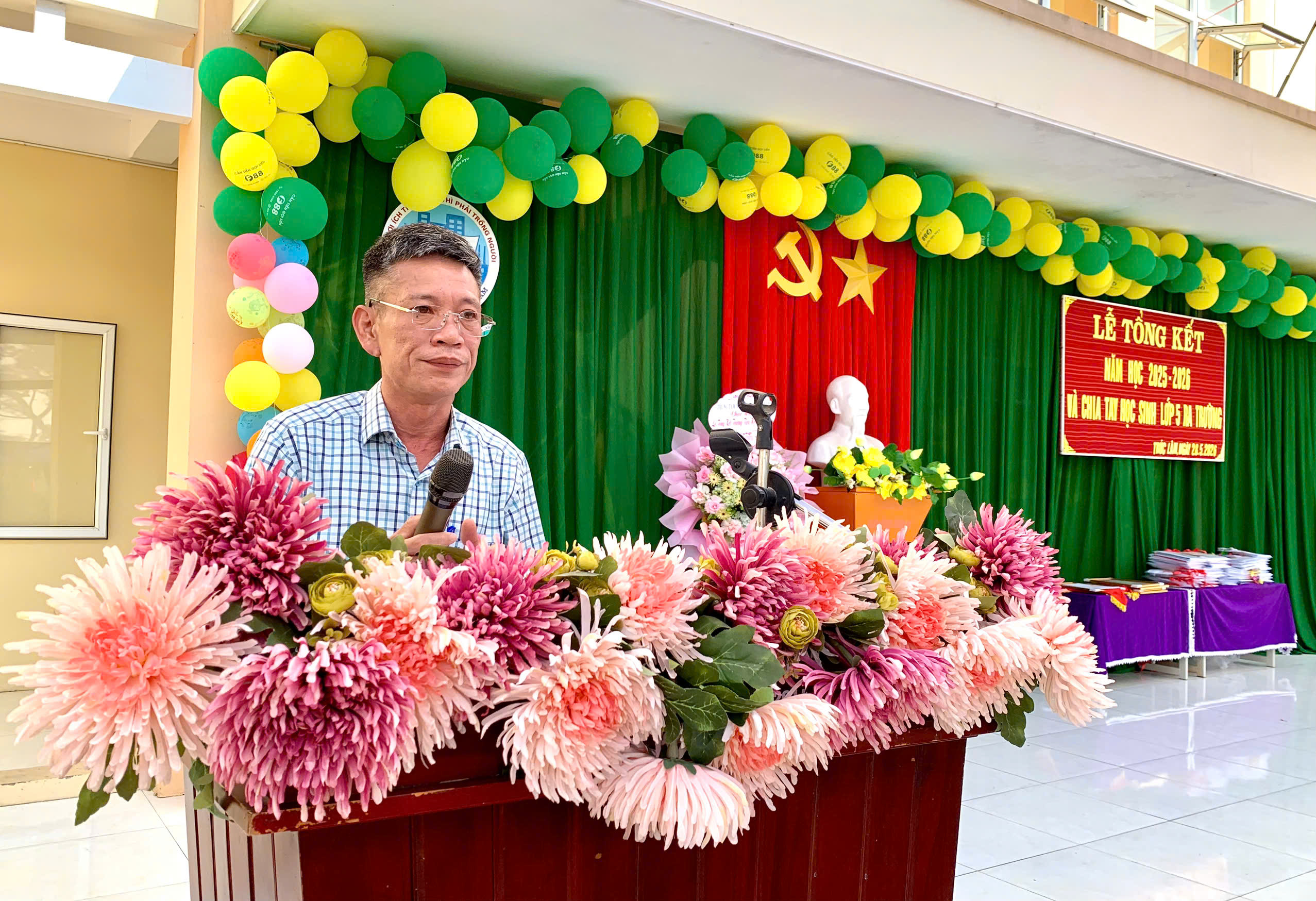 Anh-tin-bai