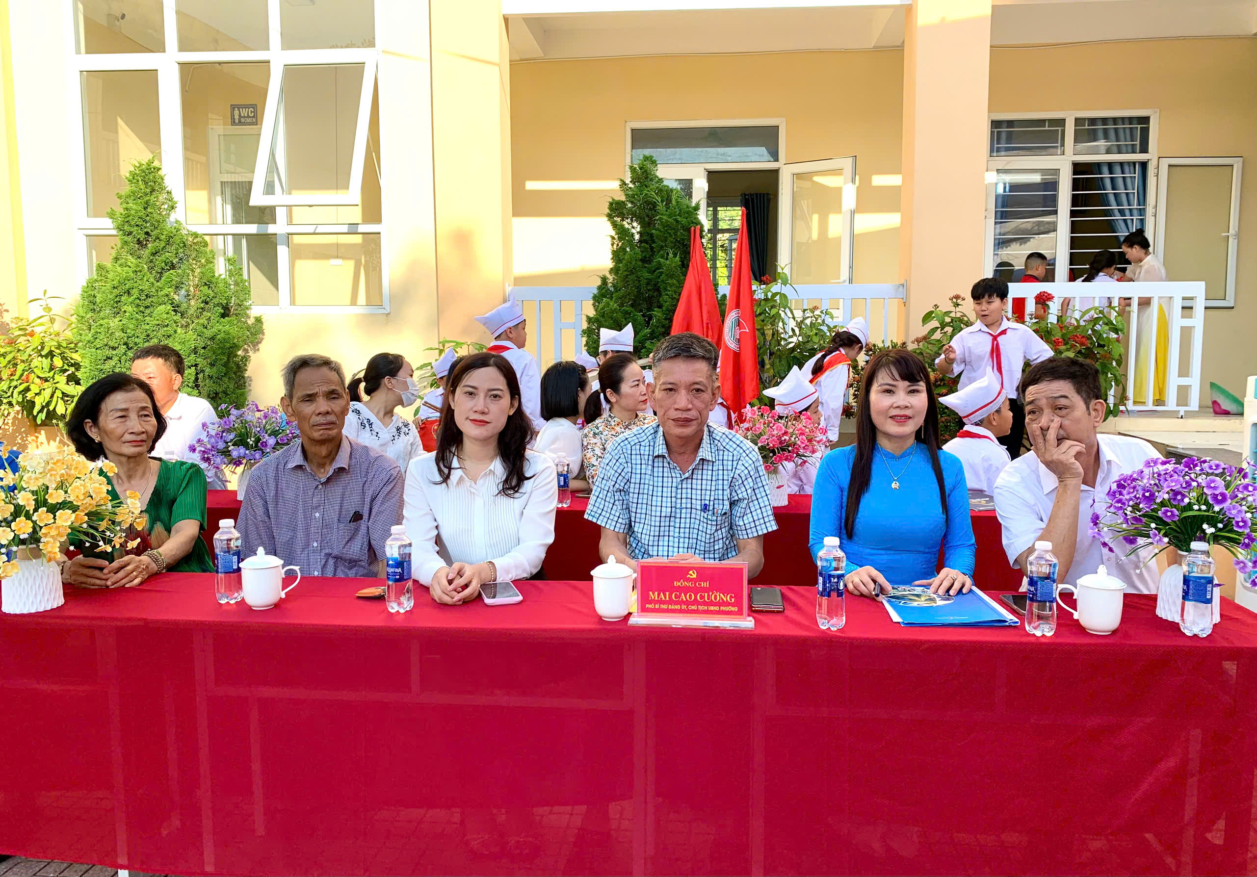 Anh-tin-bai