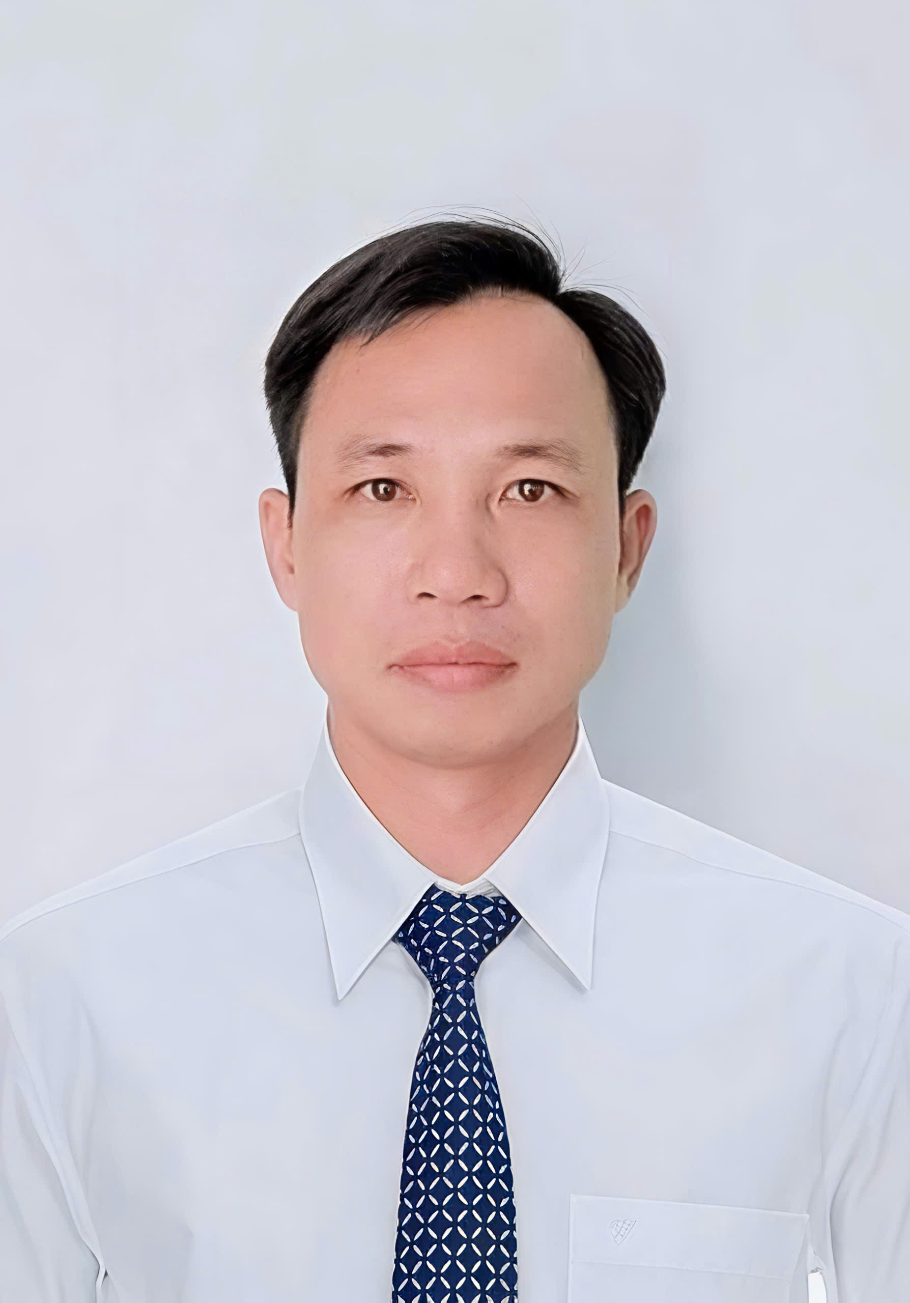 TRẦN HUY HÙNG