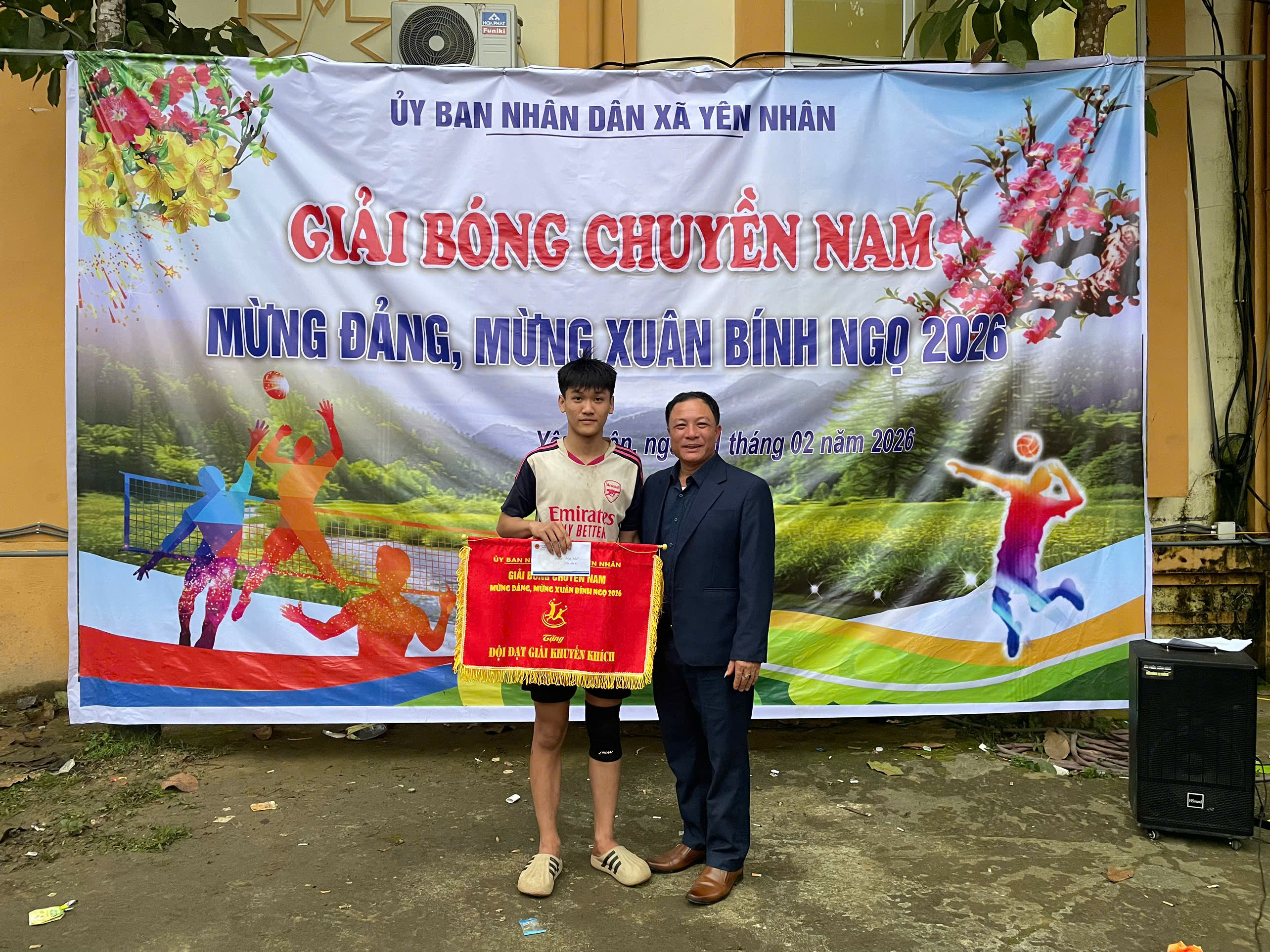 Anh-tin-bai