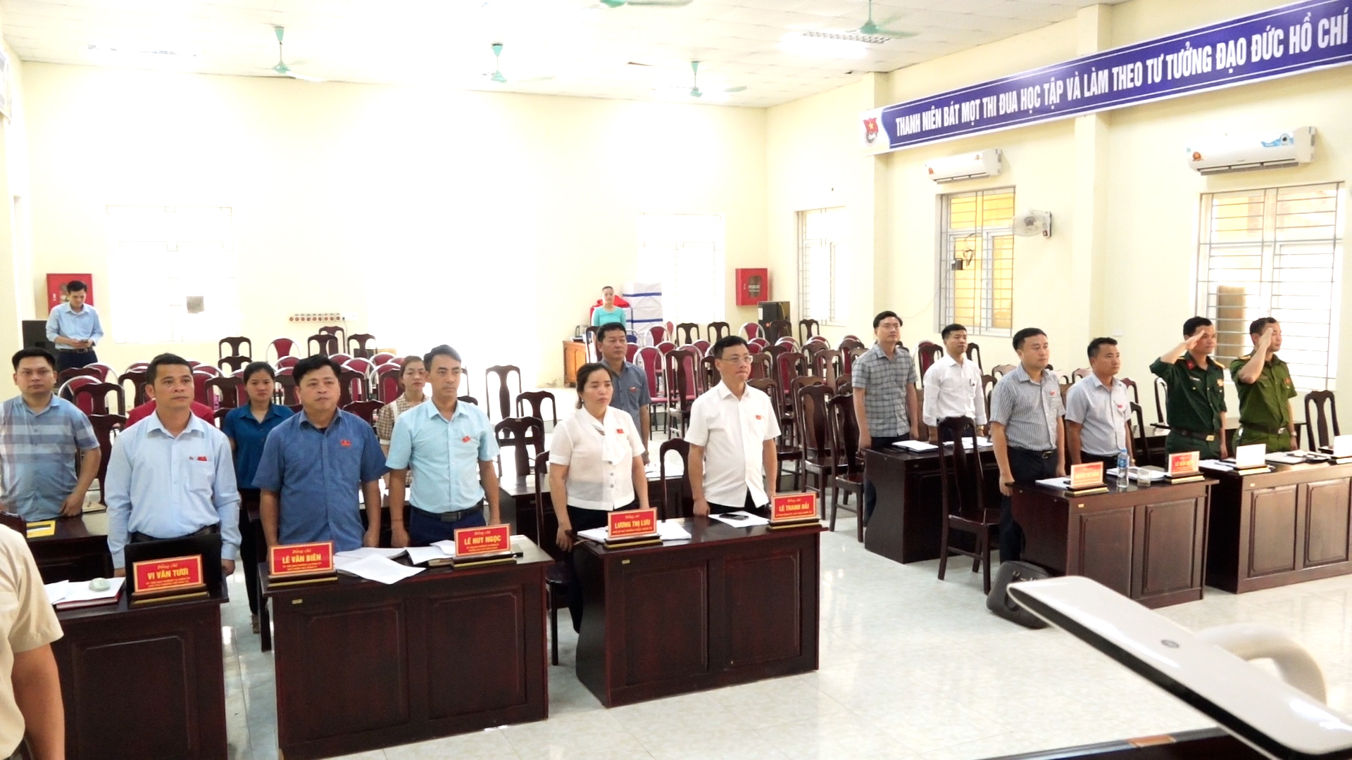 HĐND XÃ BÁT MỌT TỔ CHỨC KỲ HỌP THỨ HAI (KỲ HỌP PHÁT SINH ĐỘT XUẤT) KHÓA XXII, NHIỆM KỲ 2026–2031