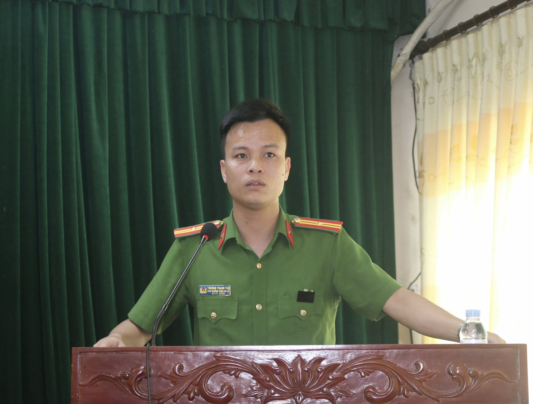 Anh-tin-bai