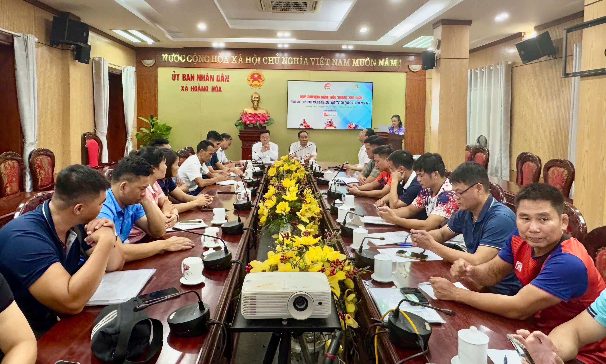 XÃ HOẰNG HÓA TỔ CHỨC HỌP CHUYÊN MÔN GIẢI VÔ ĐỊCH TRẺ VẬT CỔ ĐIỂN, VẬT TỰ DO QUỐC GIA NĂM 2025