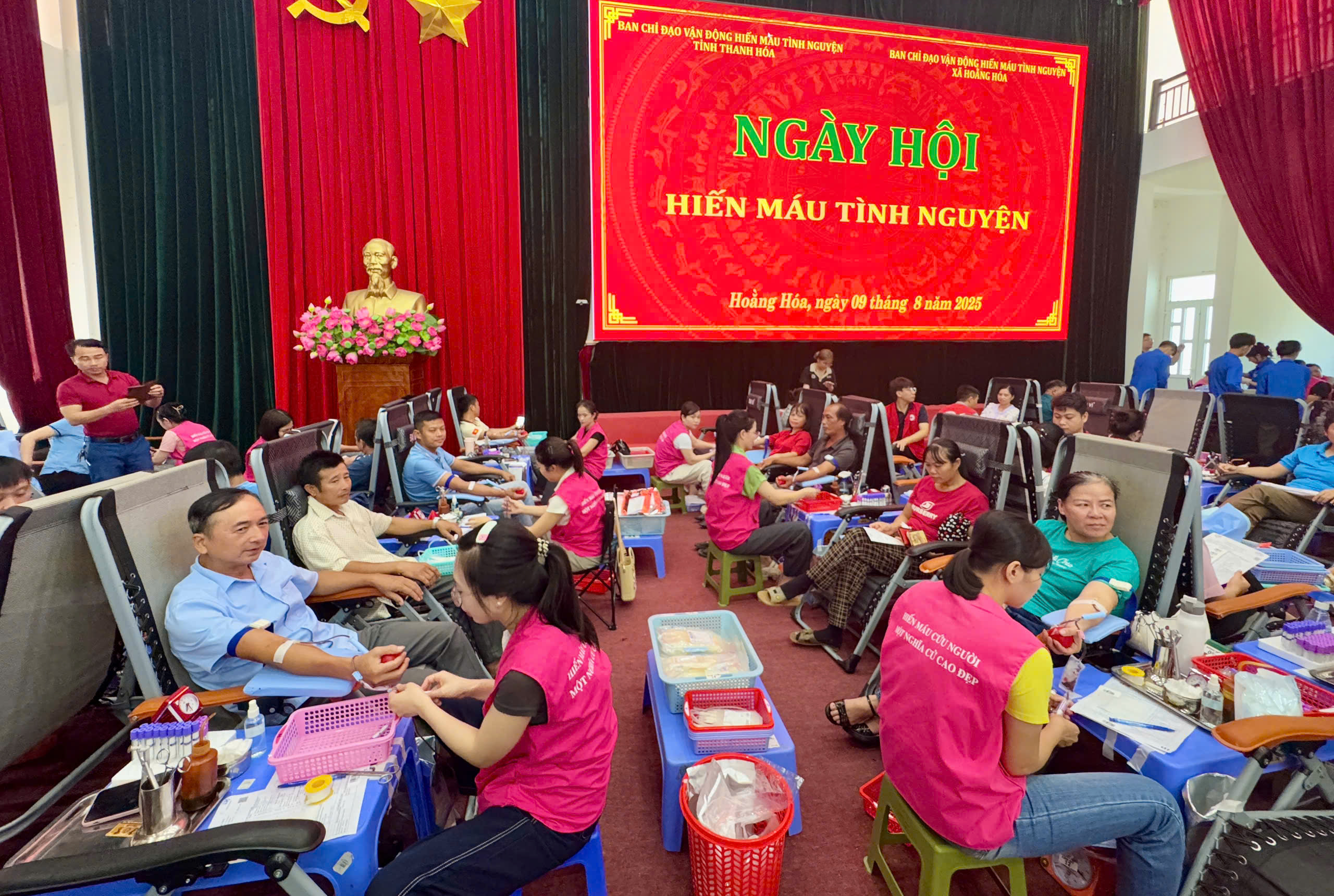 NGÀY HỘI HIẾN MÁU XÃ HOẰNG HÓA – LAN TỎA YÊU THƯƠNG, SẺ CHIA SỰ SỐNG