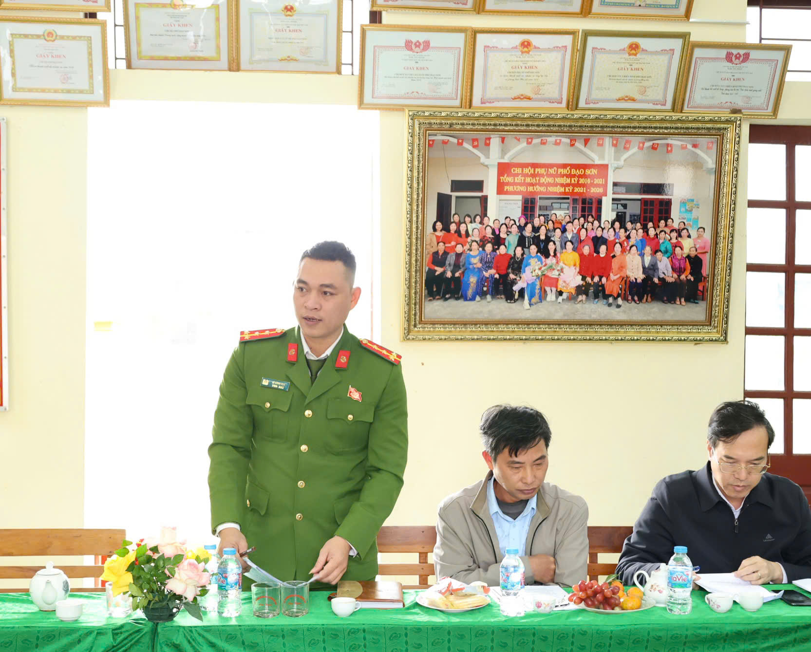 Anh-tin-bai