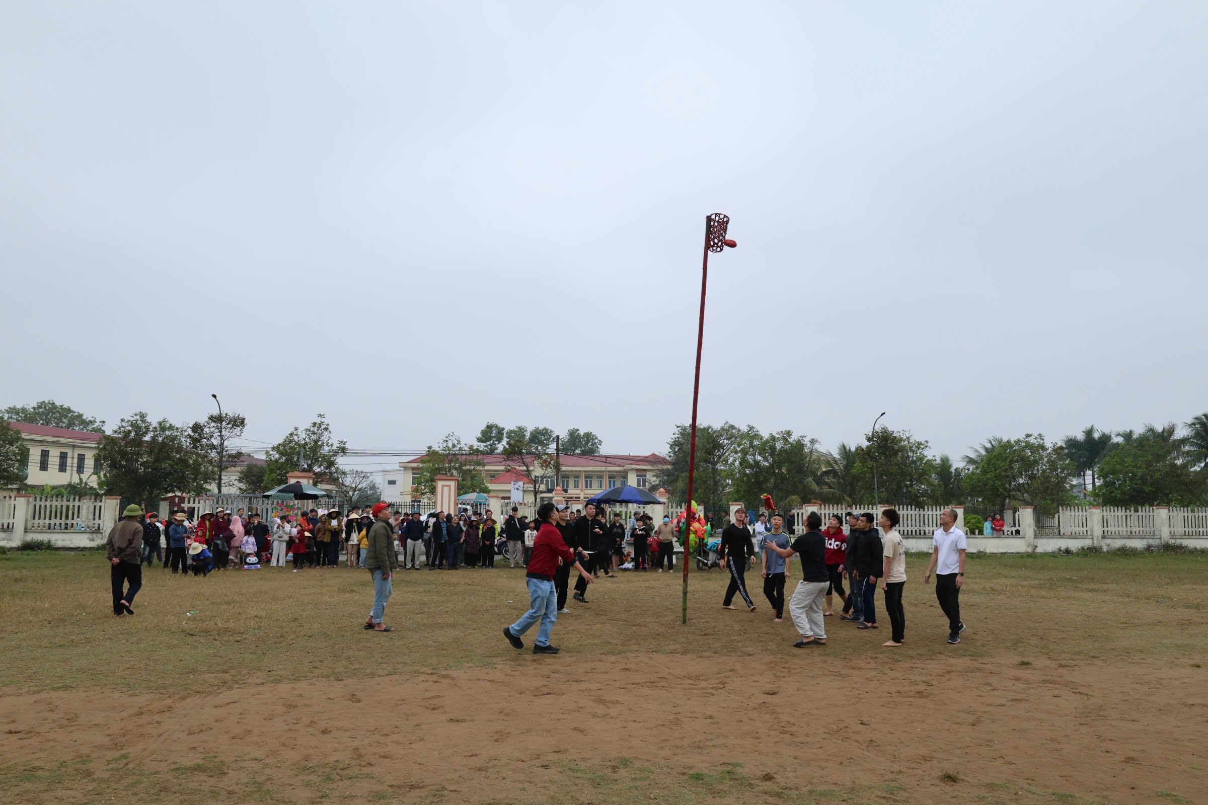 Lễ hội vật cù thôn Đạt Tài