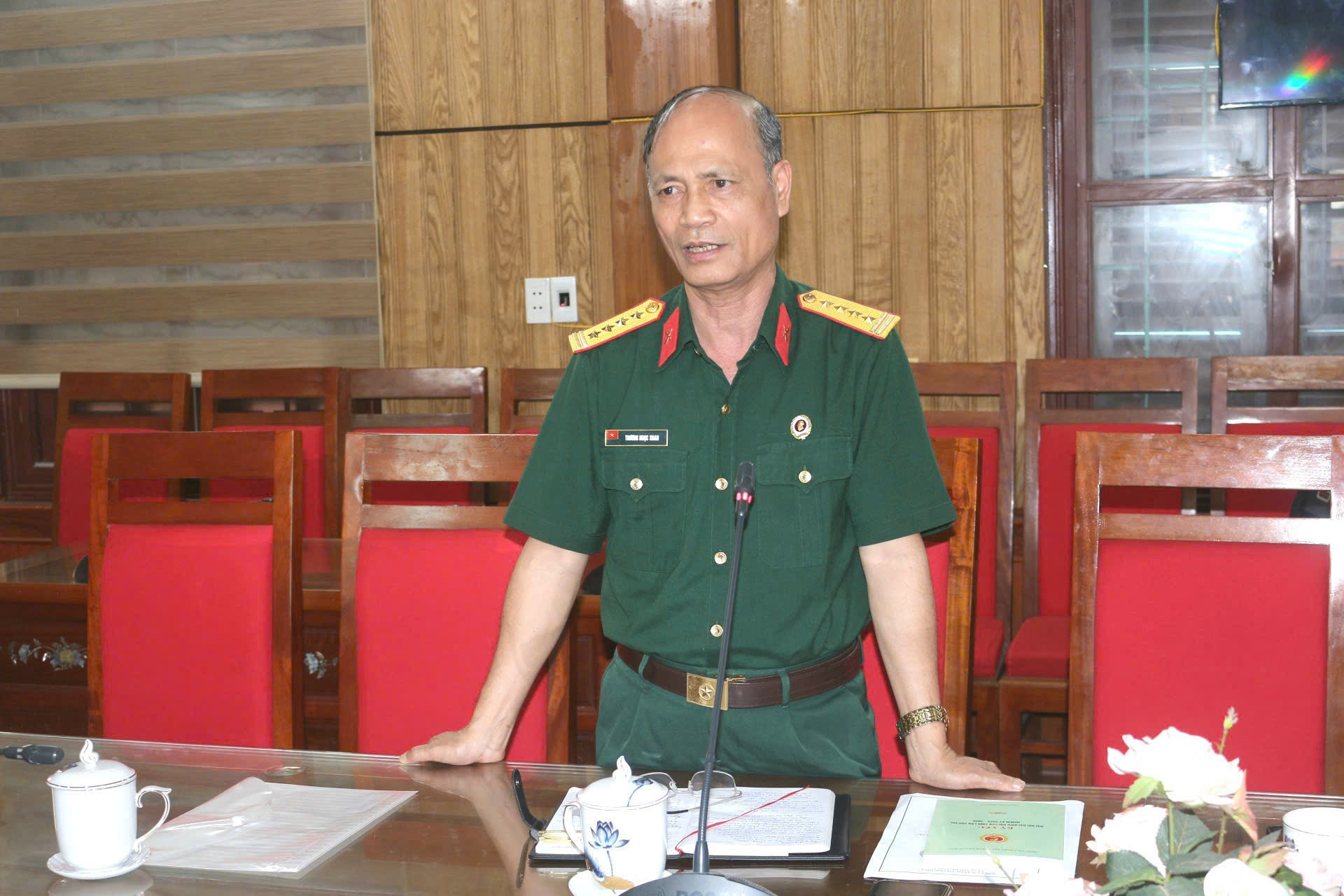 Anh-tin-bai