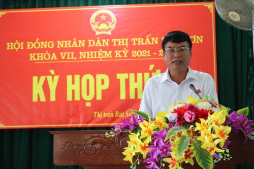 6. Đồng chí Trương Văn Oanh- Phó CT UBND TT trình bày báo cáo KT- XH -QP= AN 6 tháng đầu năm 2023.jpg