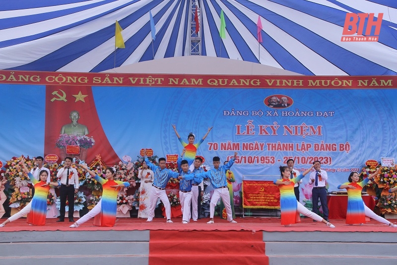 văn nghẹ.jpg