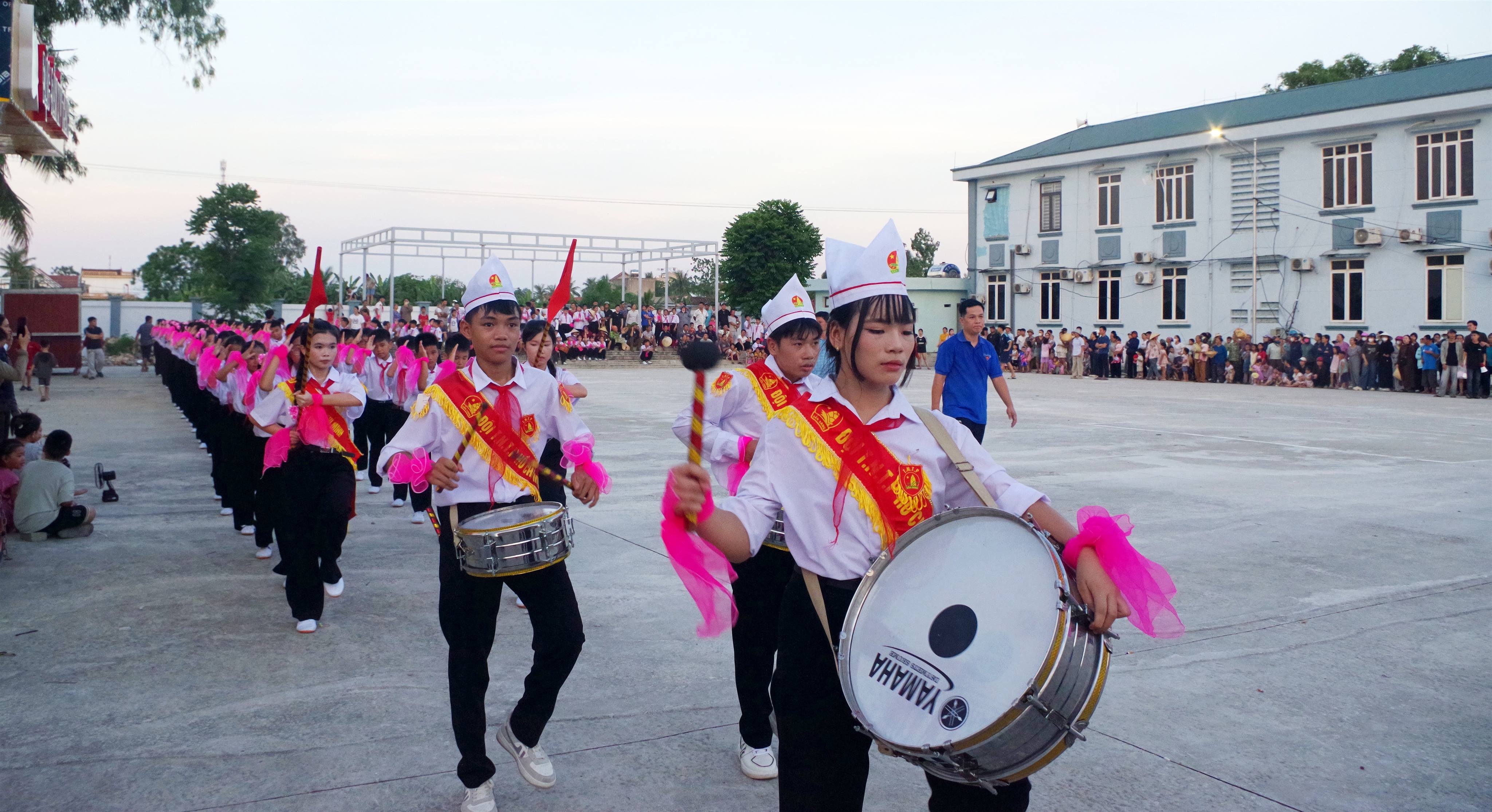 Anh-tin-bai