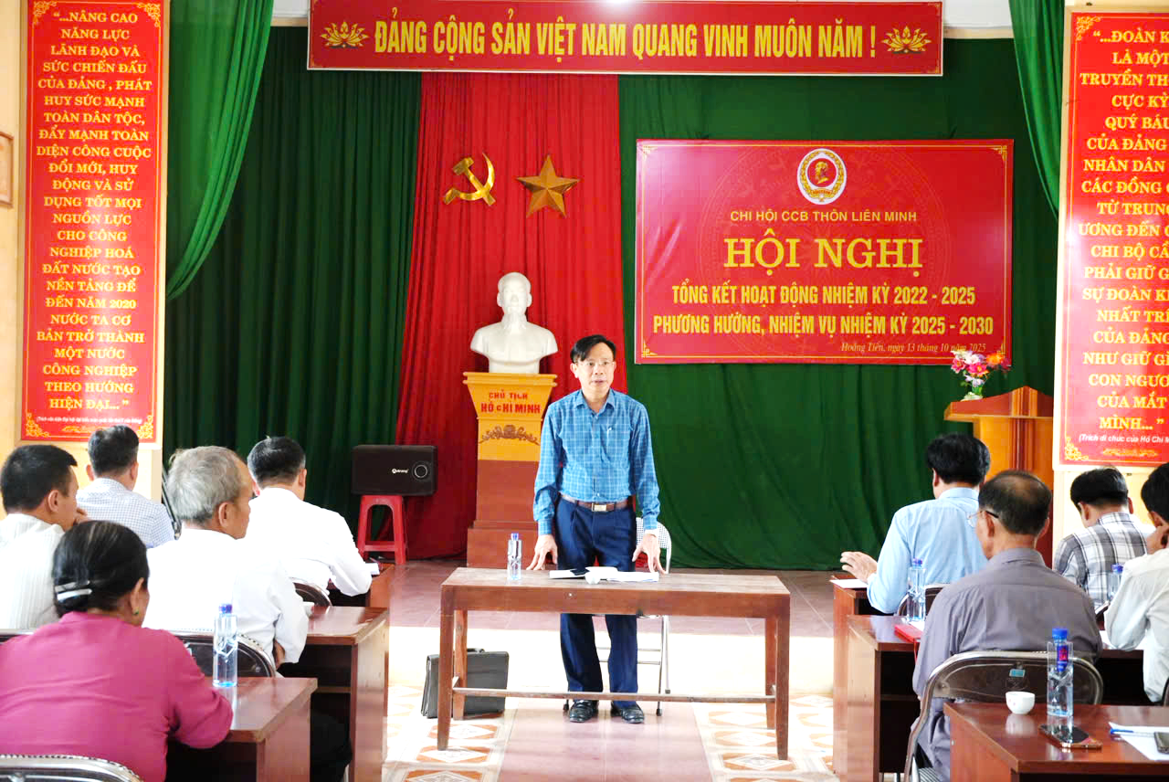 Bí thư Đảng ủy xã Hoằng Tiến làm việc với thôn Liên Minh: Nắm bắt tình hình cơ sở, chỉ đạo nhiệm vụ trọng tâm thời gian tới
