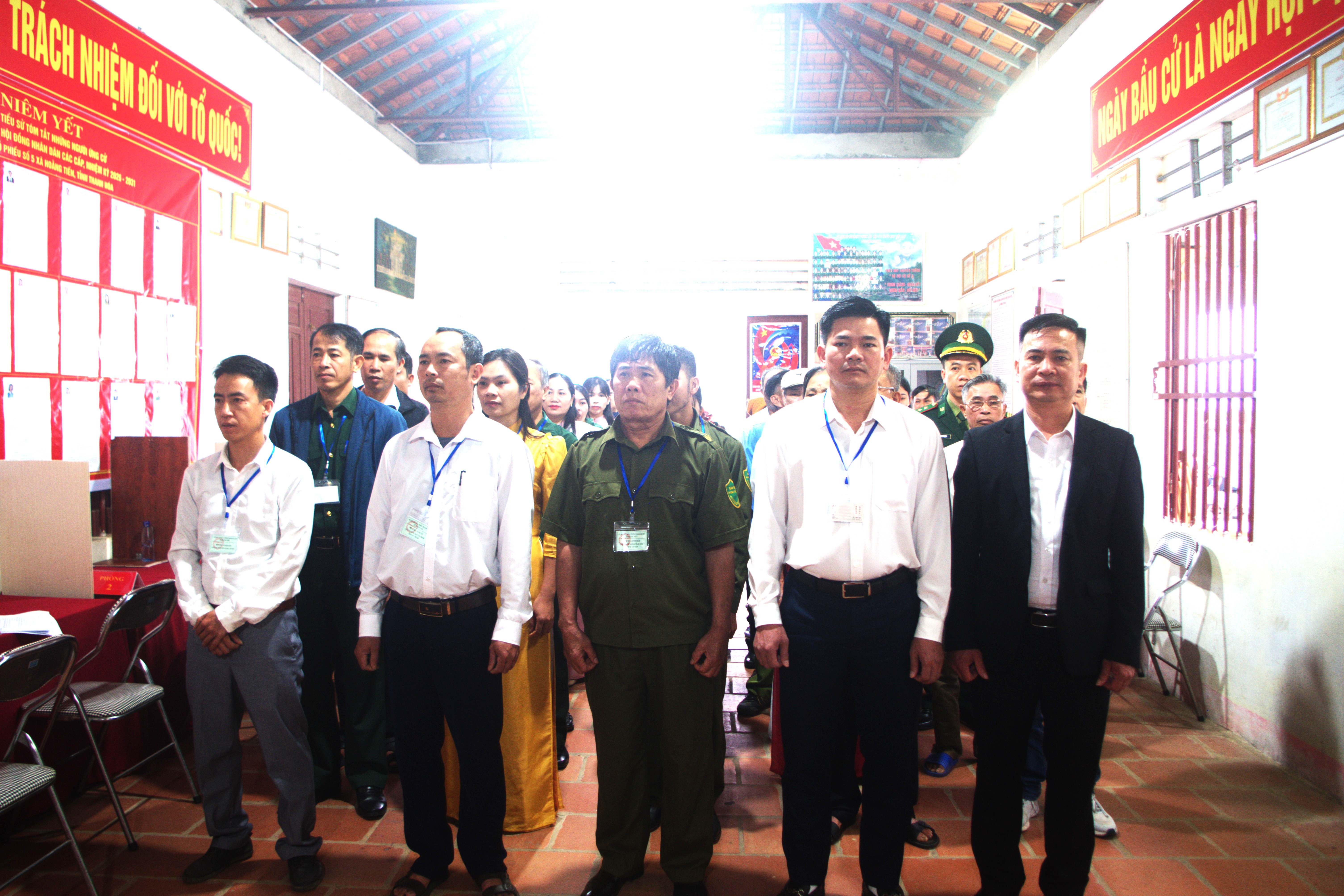 HOẰNG TIẾN: 26 TỔ BẦU CỬ ĐỒNG LOẠT KHAI MẠC – NGÀY HỘI LỚN CỦA NHÂN DÂN