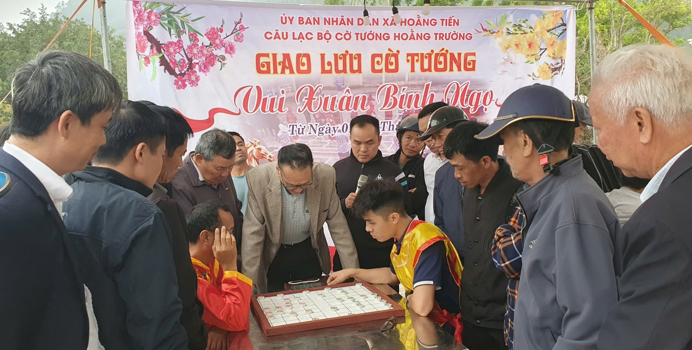 Anh-tin-bai