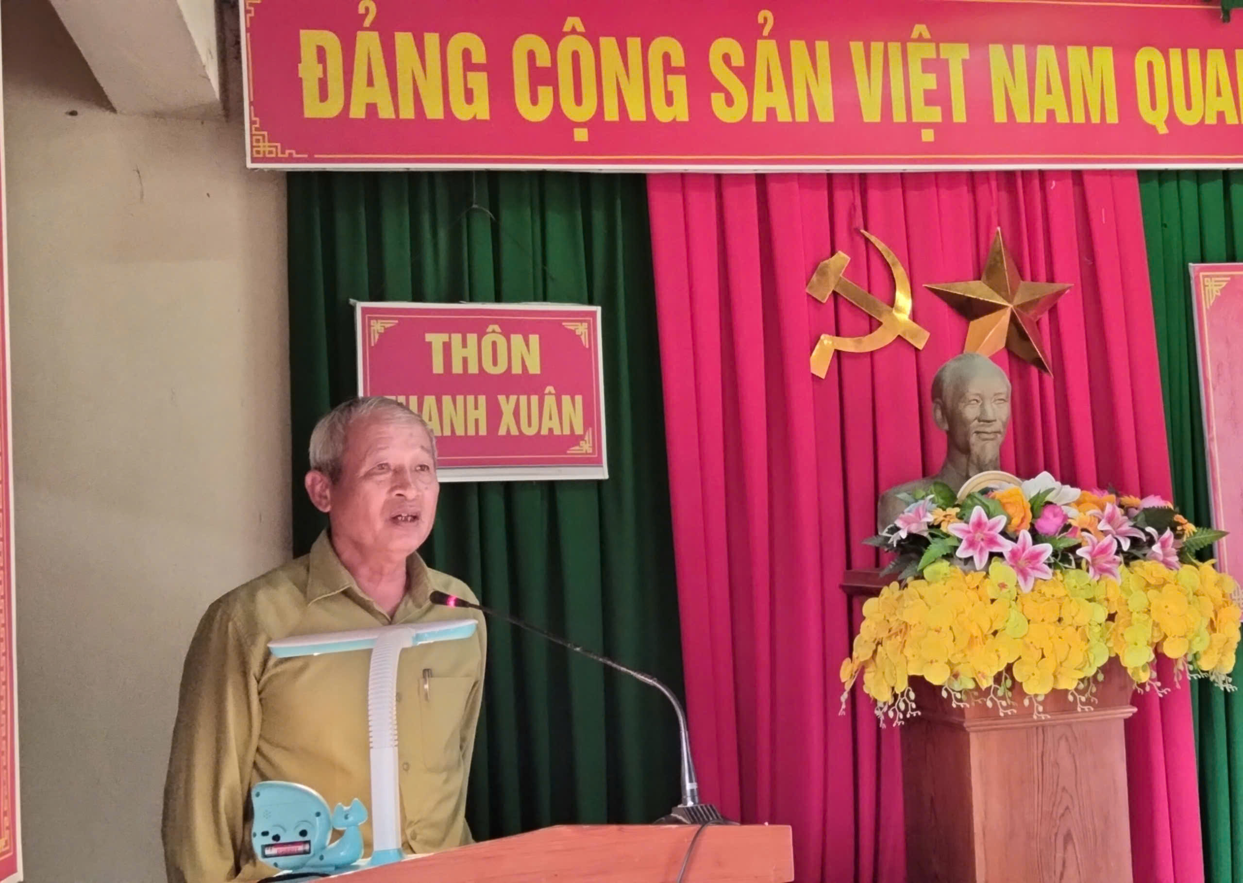 Anh-tin-bai