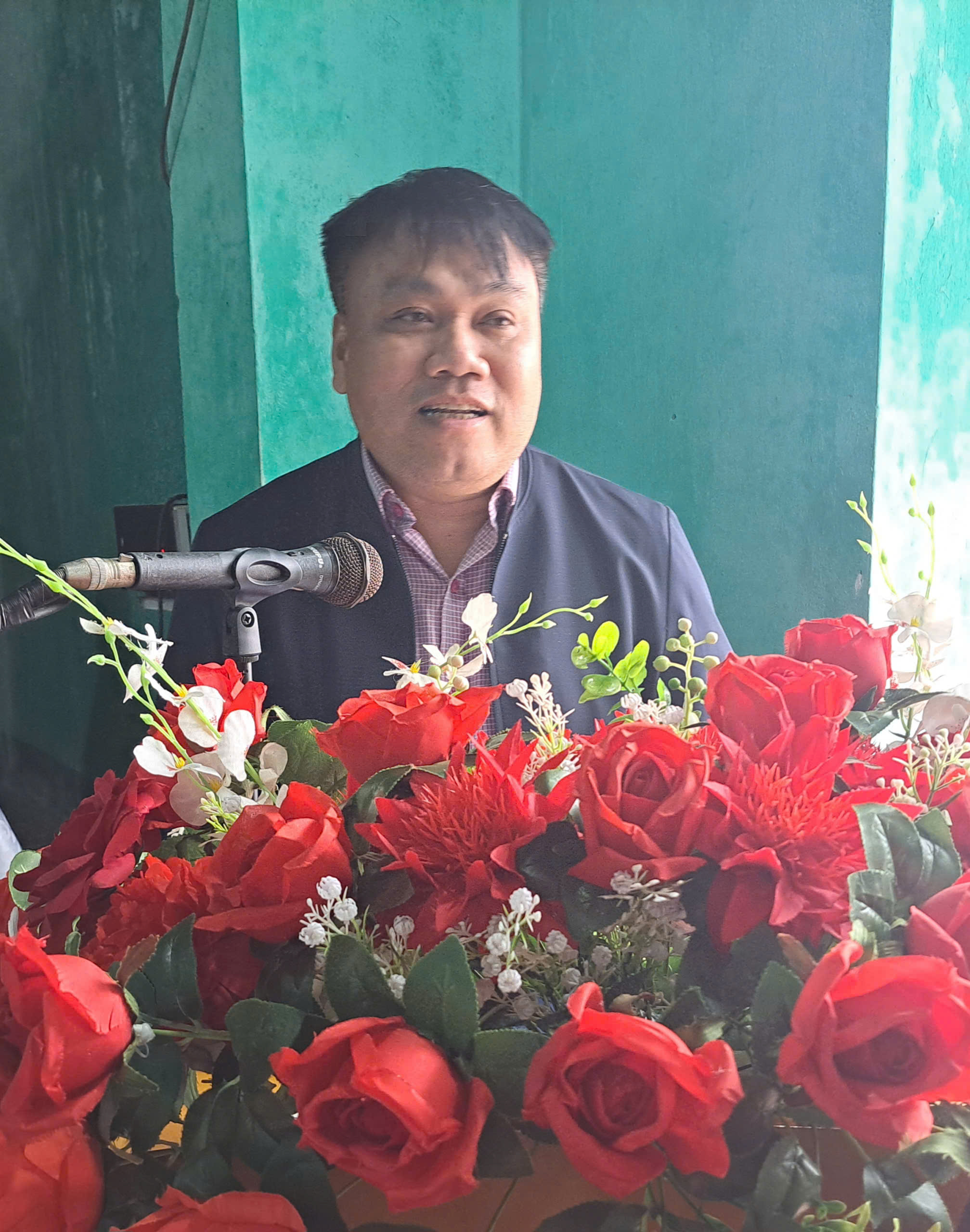 Anh-tin-bai